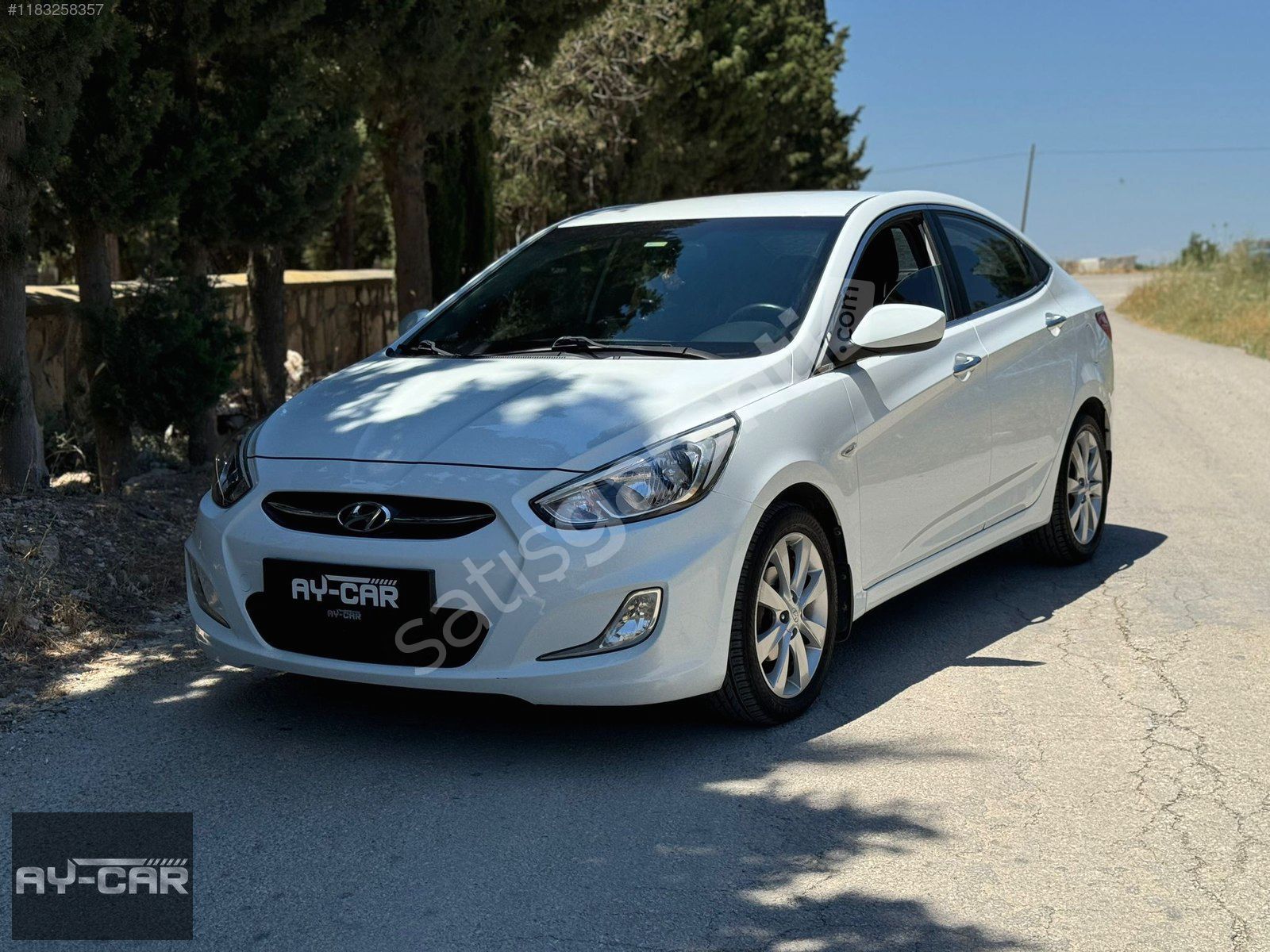AY-CAR' DAN 2015 HYUNDAİ ACCENT BLUE 1.6 CRDİ MODE PLUS 96.000KM