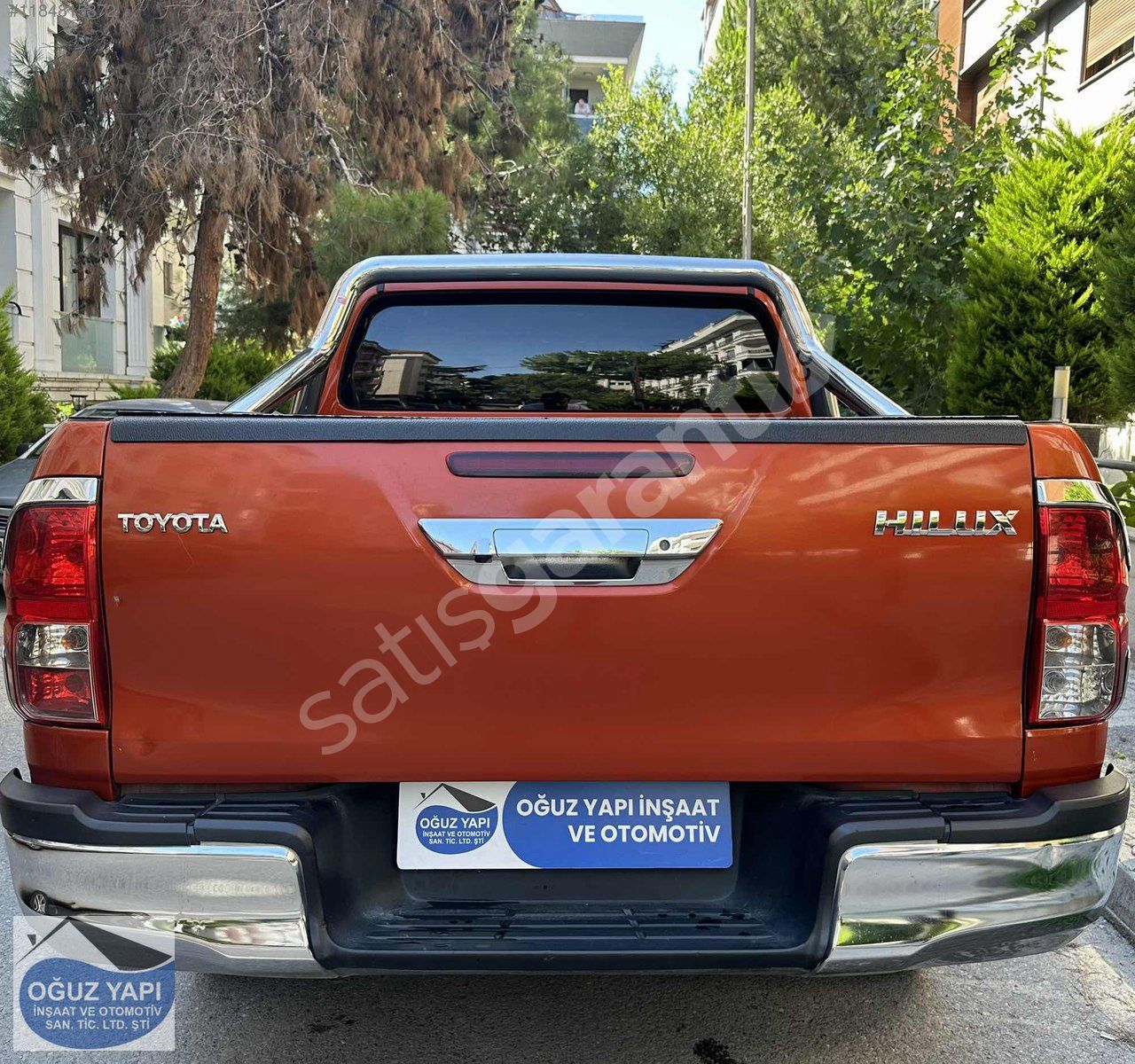 ÖZEL RENK DİZEL OTOMATİK TOYOTA Hİ-LUX 2.4 4*2 ADVENTURE