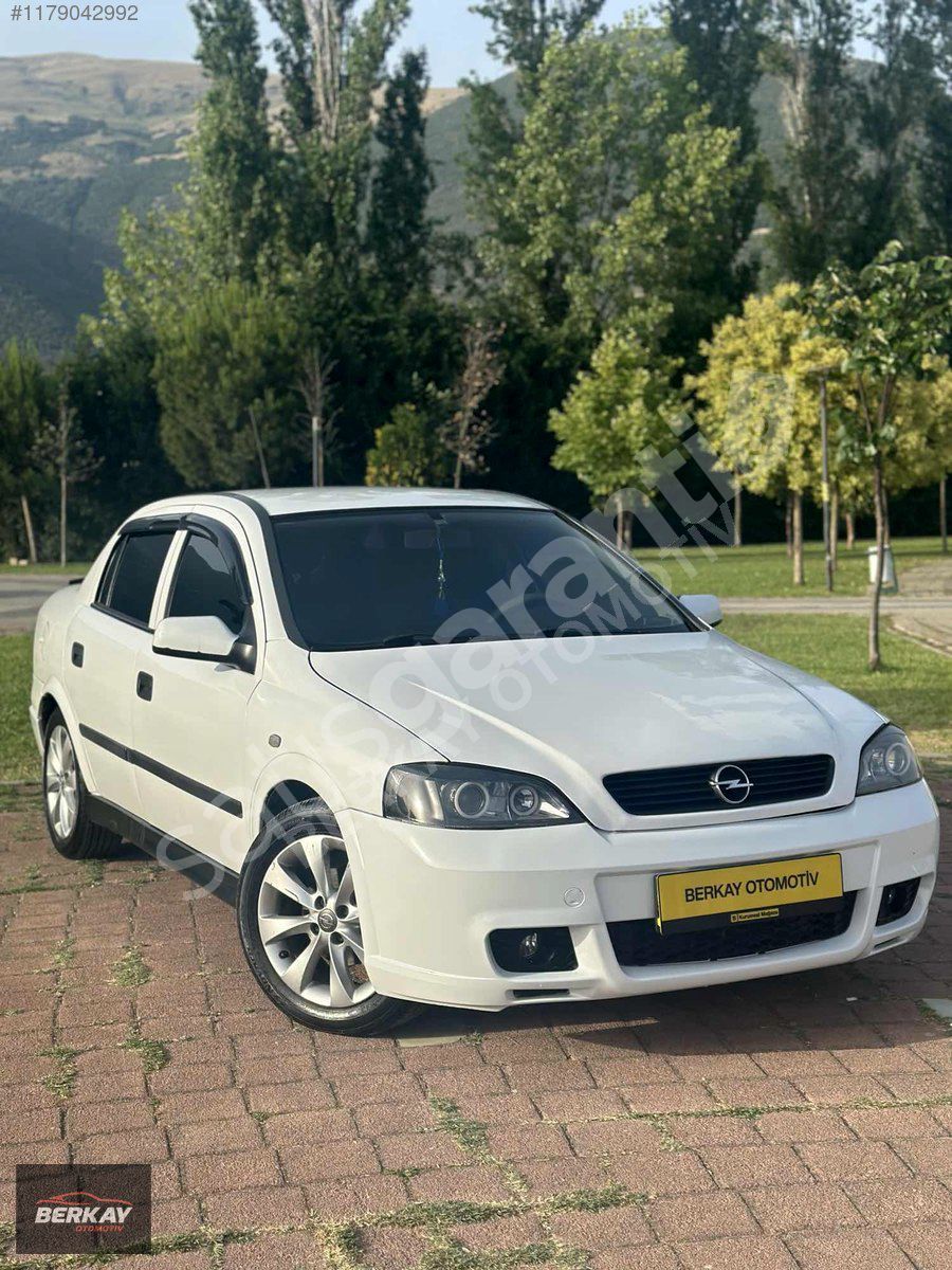 BERKAY OTOMOTİV OPEL ASTRA 1.4 DEĞİŞENSİZ HASAR KAYITSIZ