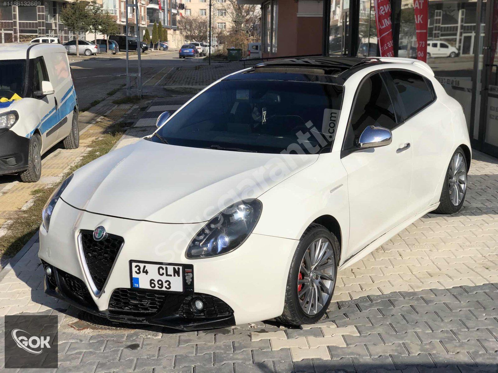 EKSTRALI FUL+FUL 2012 OTOMATİK CAMTAVAN F1 VİTES BAKIMLARI YENİ