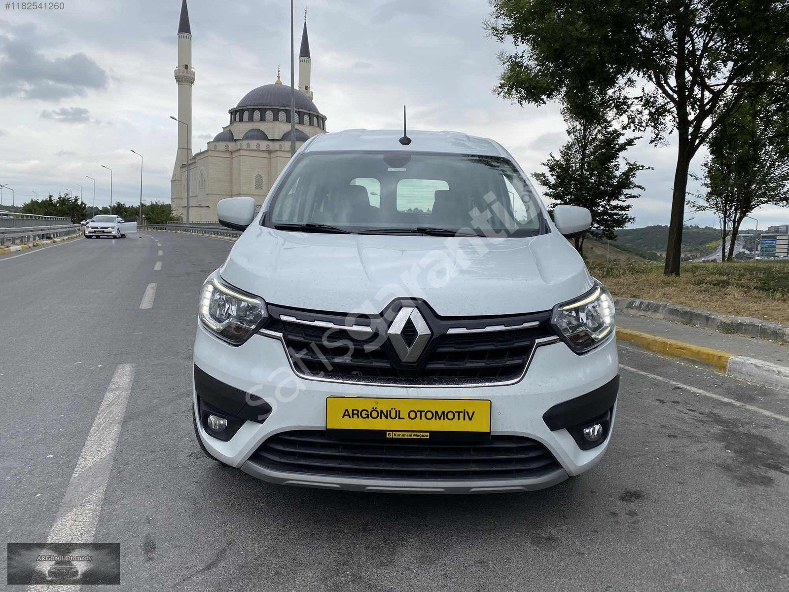 2022RENAULT EXPRESS COMBİ 1.5 BLUEDCI JOY PAKET BOYASIZ 36.000KM