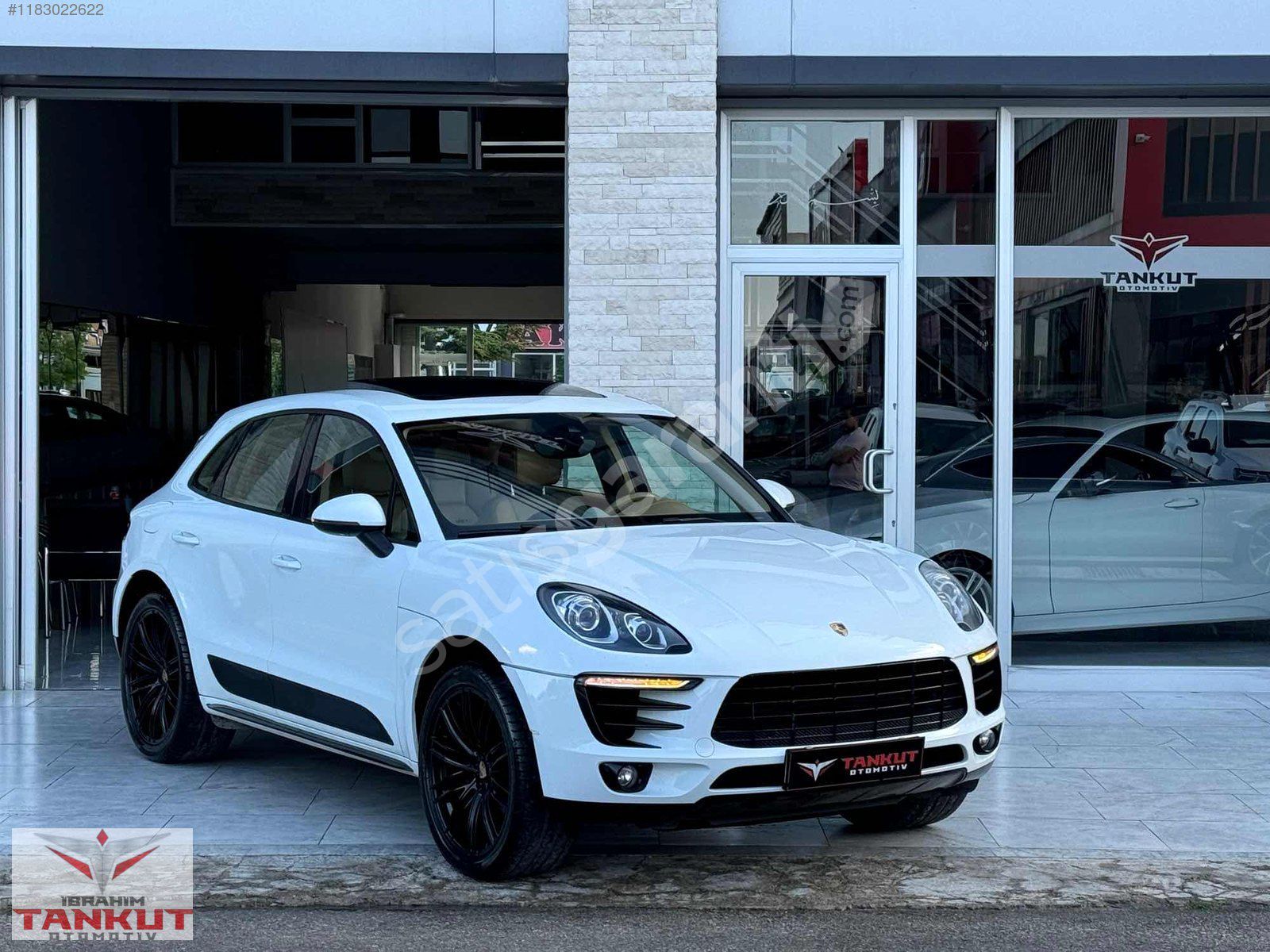 İBRAHİM TANKUT OTOMOTİV'denBAYİİ ÇIKIŞLI MACAN 252HP TAM DOLU
