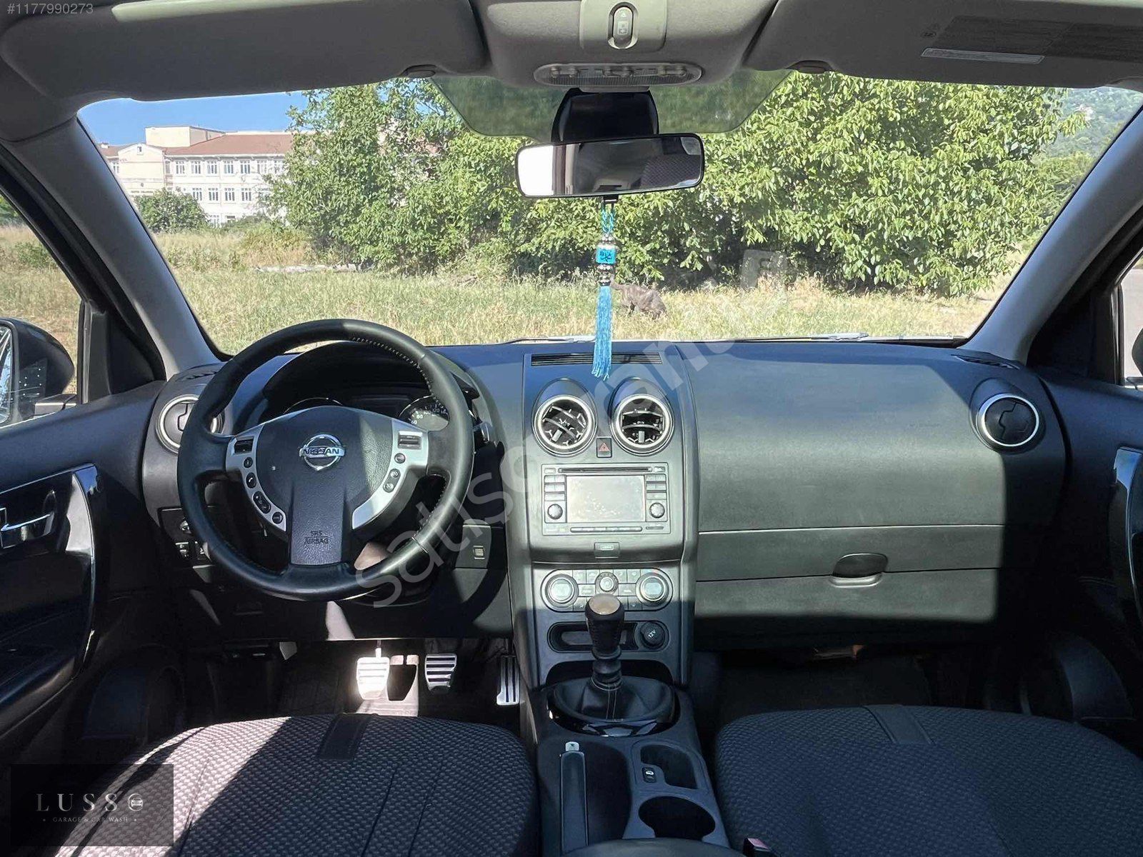 LUSSO GARAJ dan CAM TAVANLI NİSSAN QASHqAİ