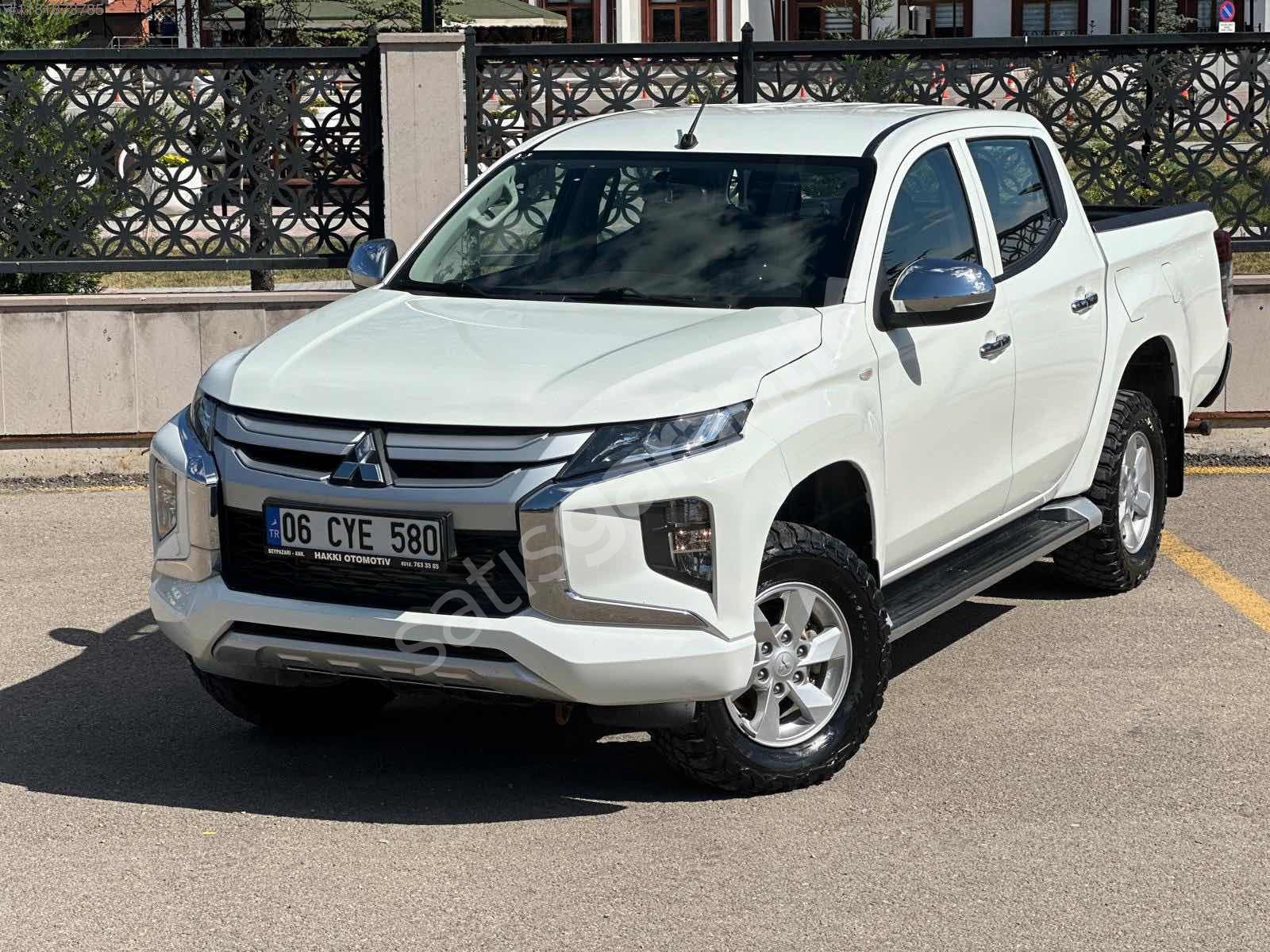 HAKKI OTO'DAN HATASIZ 2021 4*4 MANUEL MITSUBISHI L200