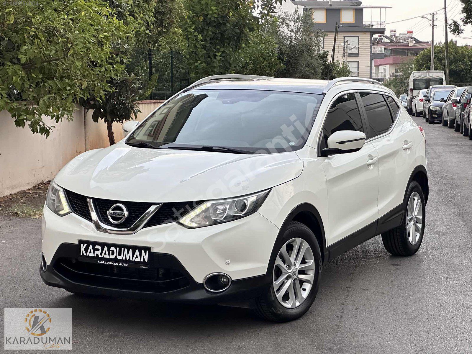 KARADUMAN'dan Cam Tavan Otomatik Nissan Qashqai Hatasız Boyasız