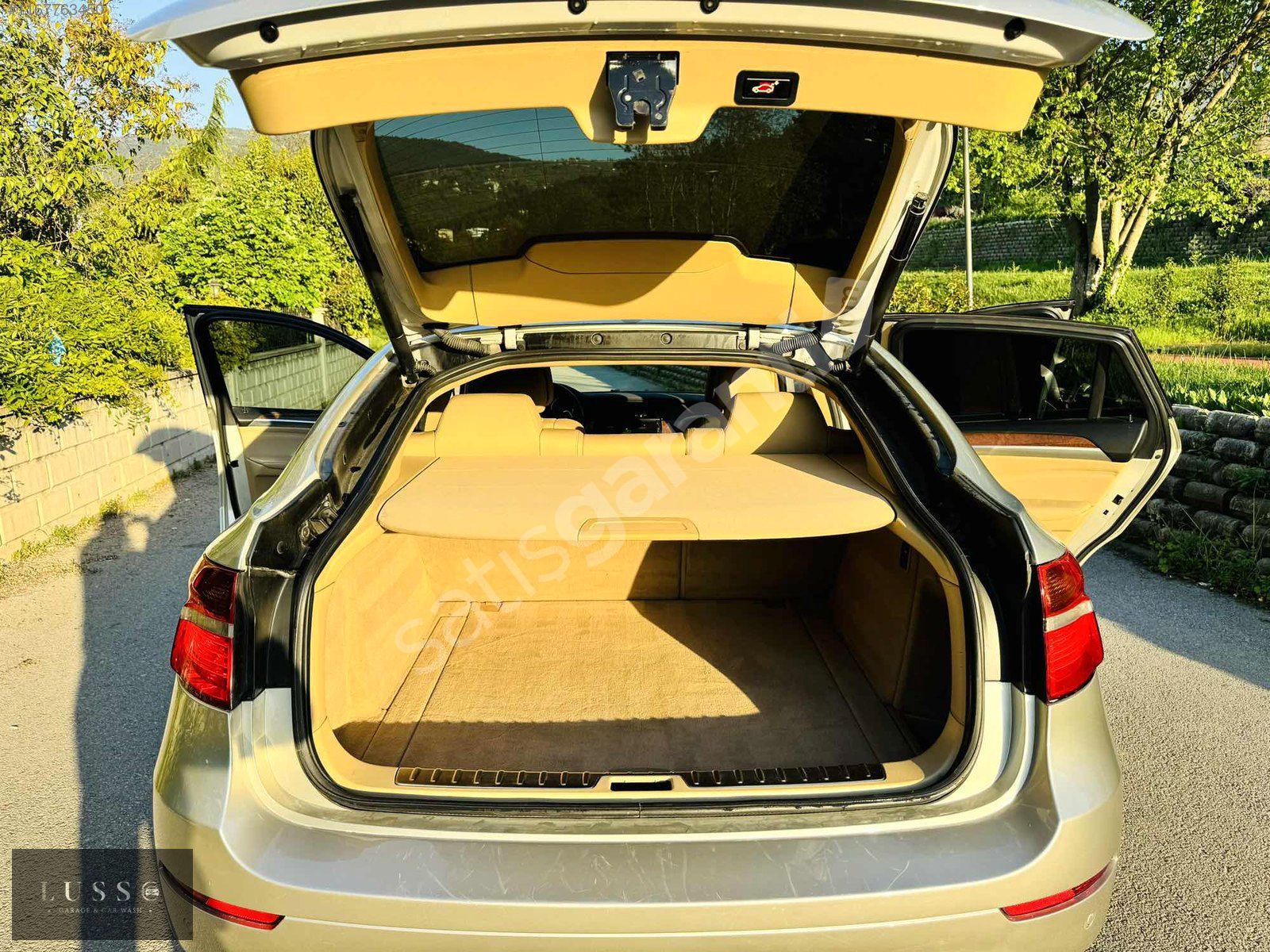 LUSSO GARAJ'dan BMW X6 XDrive HATASIZ (BAYİ)