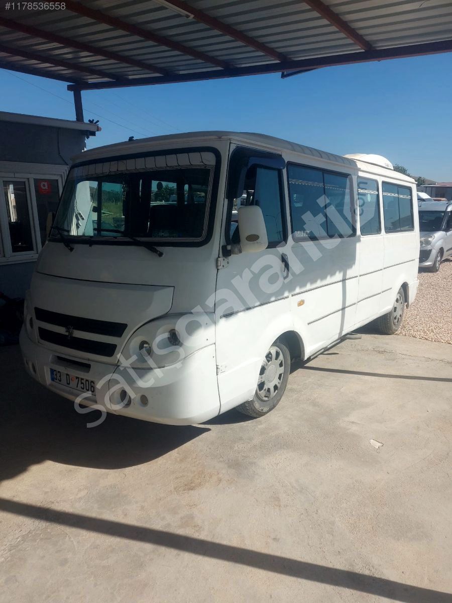 YAYLA OTOMOTİVDEN J9 SINIF TEMİZLİKTE KLİMALI İSUZU MOTORLU