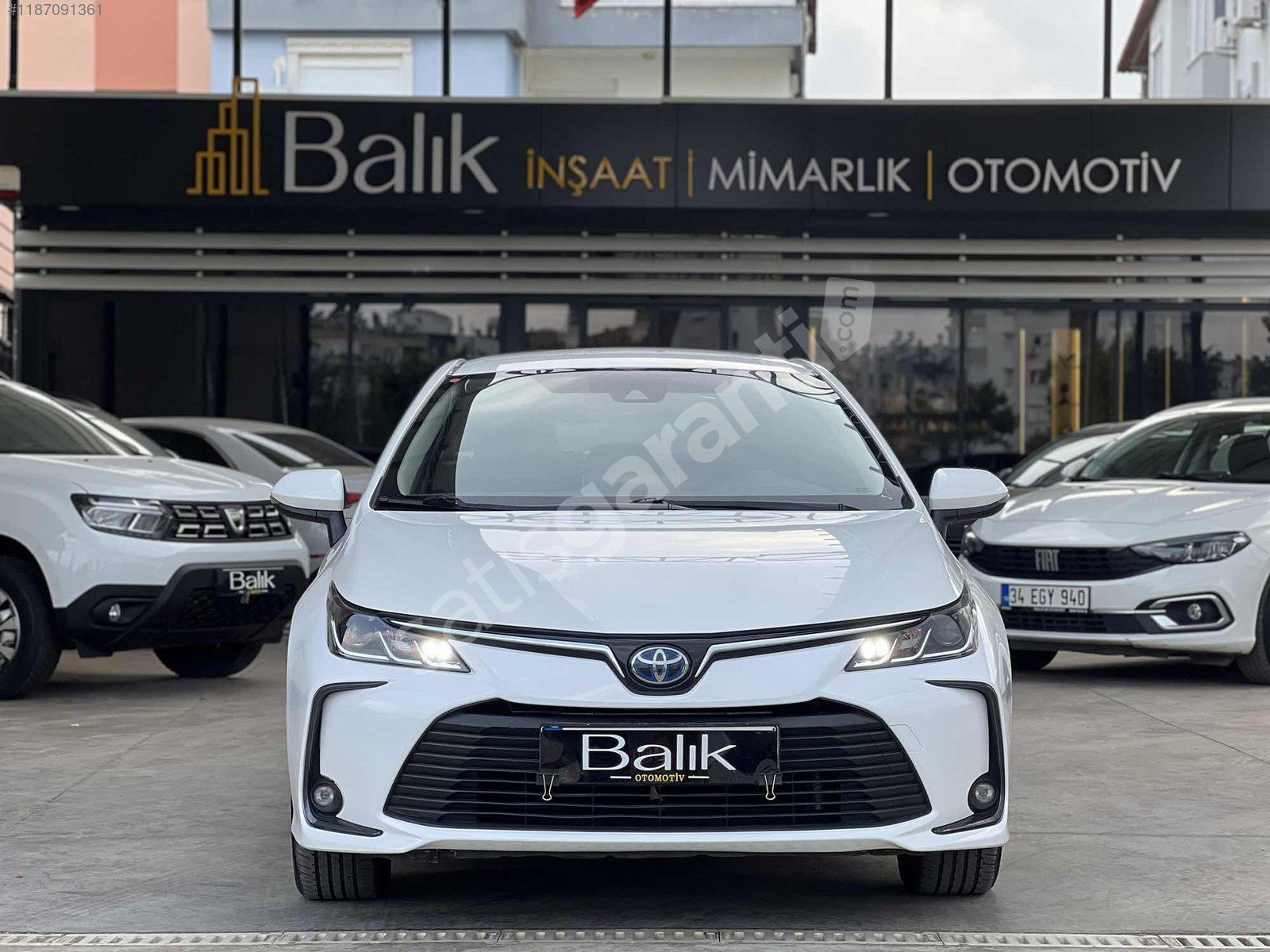 2020 TOYOTA COROLLA 1.8 HYBRID DREAM HATASIZ BOYASIZ TRAMERSİZ
