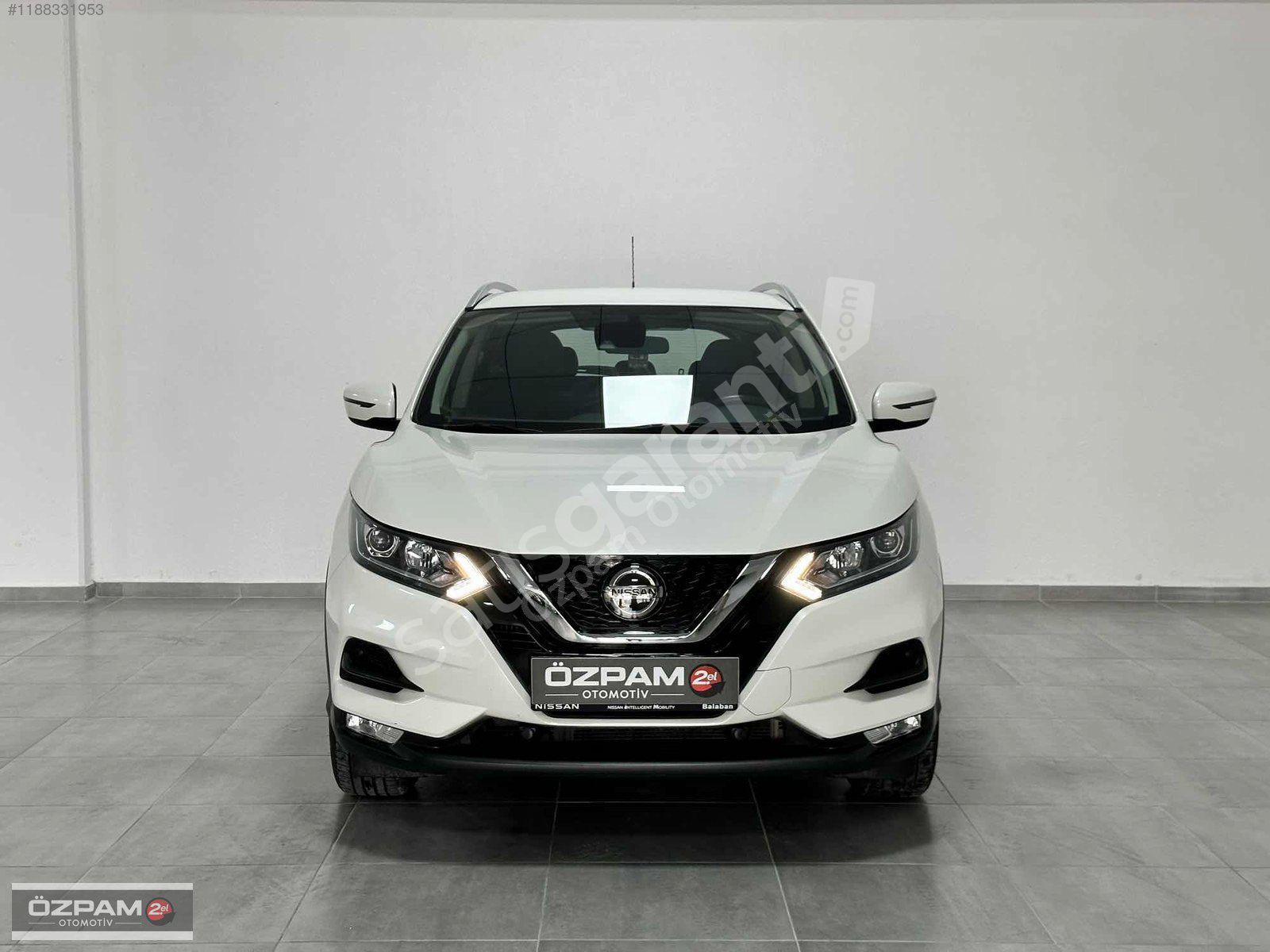 ÖZPAM 2.EL'DEN 2018 NİSSAN QASHQAİ 1.2 DIG-T TEKNA 115 BG