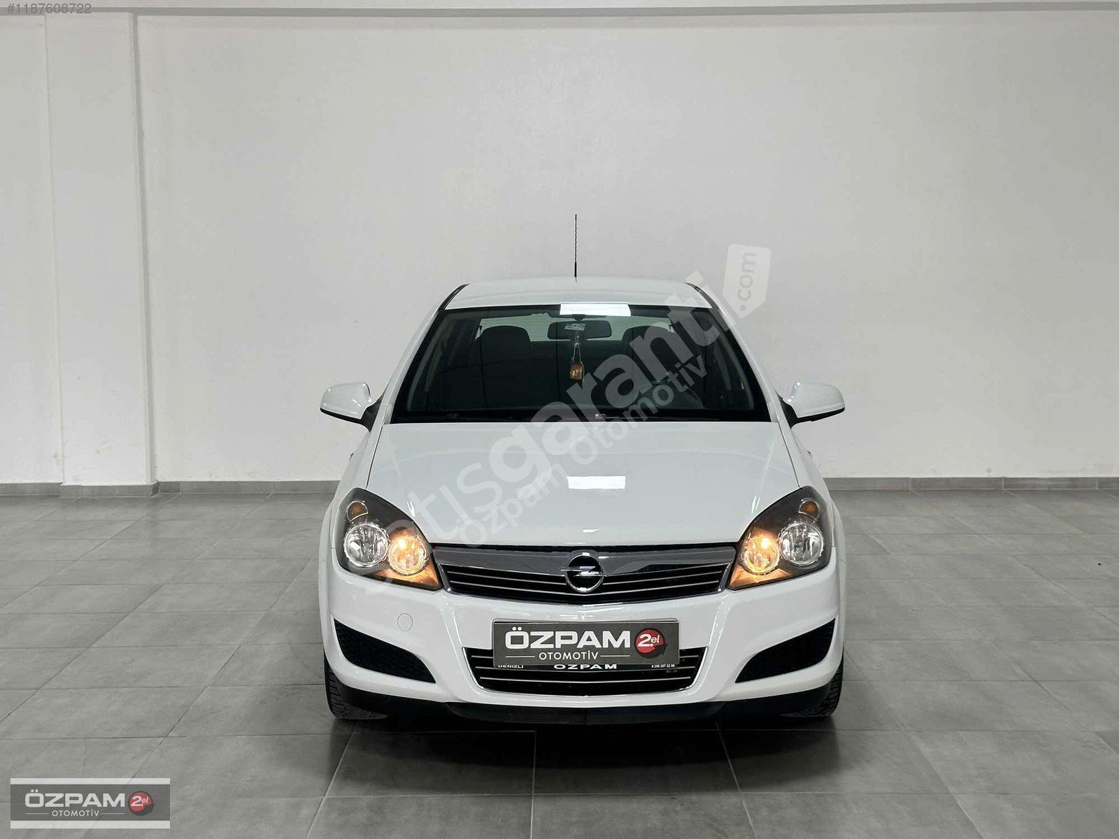 ÖZPAM 2.EL'DEN 2013 OPEL ASTRA 1.6 ESSENTİA KONFOR EASYTRONİC