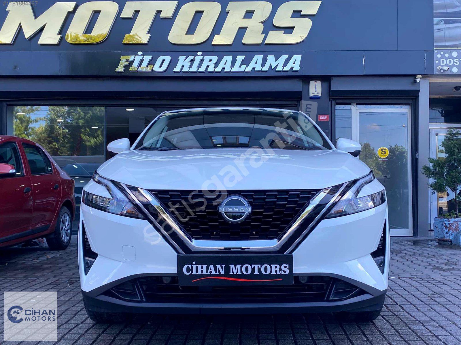 CİHAN MOTORS NİSSAN QASHQAİ HATASIZ FUL ORİJİNAL !