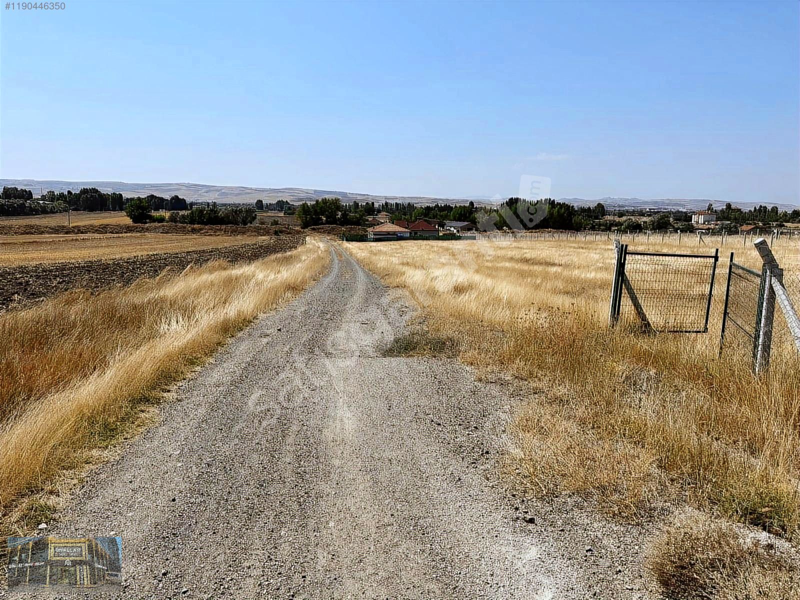 445 METRE TEL ÖRGÜ İLE ÇEVRİLİ TEK TAPU SÜPER SATILIK ARSA