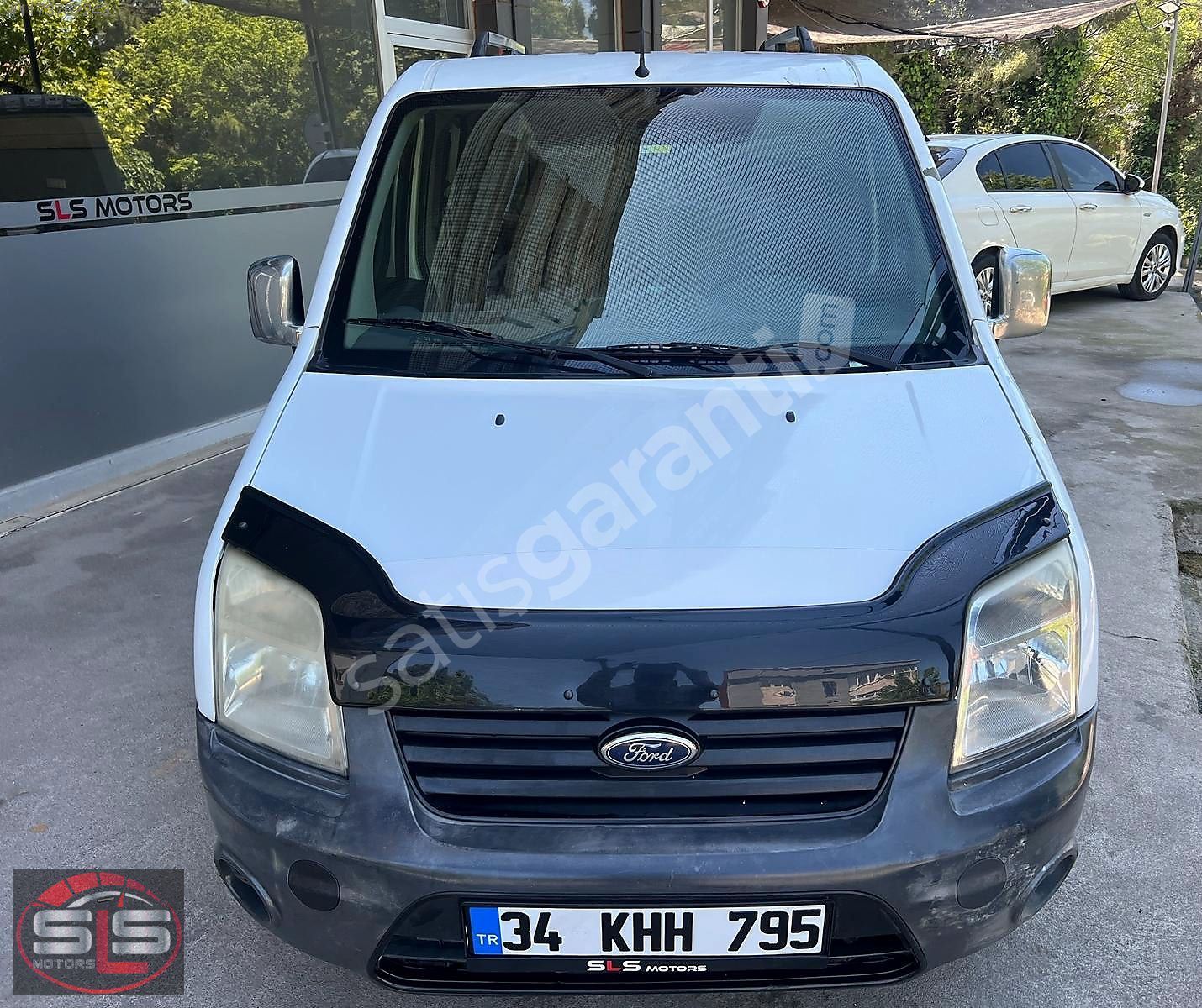 SLS - FORD CONNECT 2013 MODEL BOYASIZ DEĞİŞENSİZ TRAMERSİZ