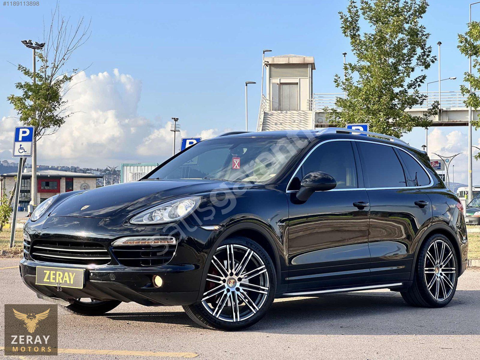 ZERAY'dan 2012 PORSCHE CAYENNE 3.0D 245HP TV+KARBON+PANORAMİK+