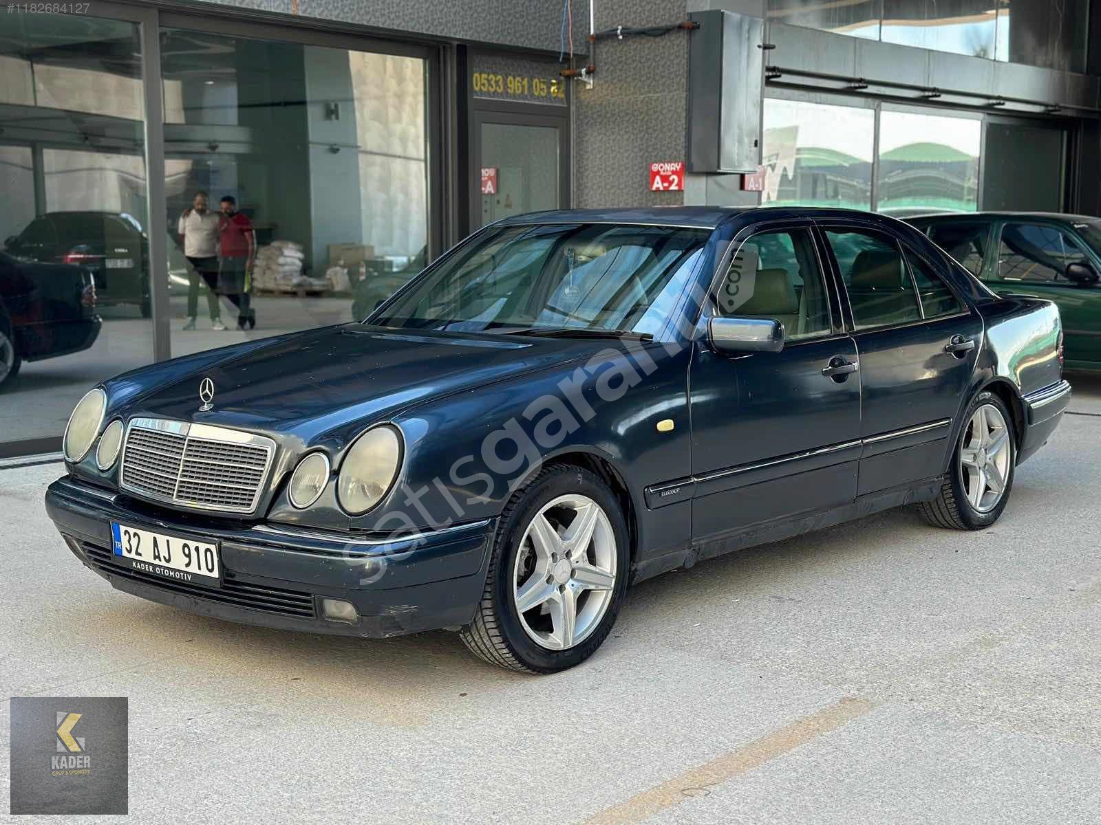 KADER'den 1997 MERCEDES E200 OTOMATİK BENZİN 181 KM