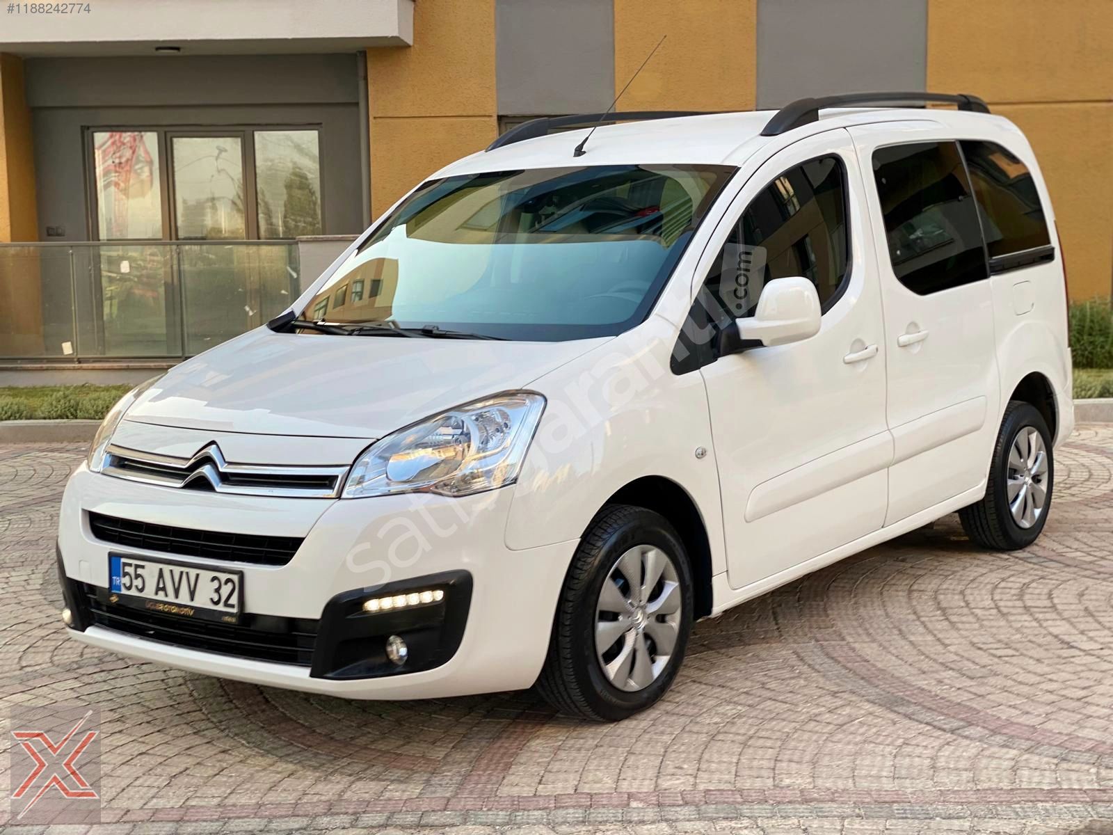 2017 BERLİNGO 1.6 HDİ 90 HP KREDİ KARTINA 12 TAKSİT