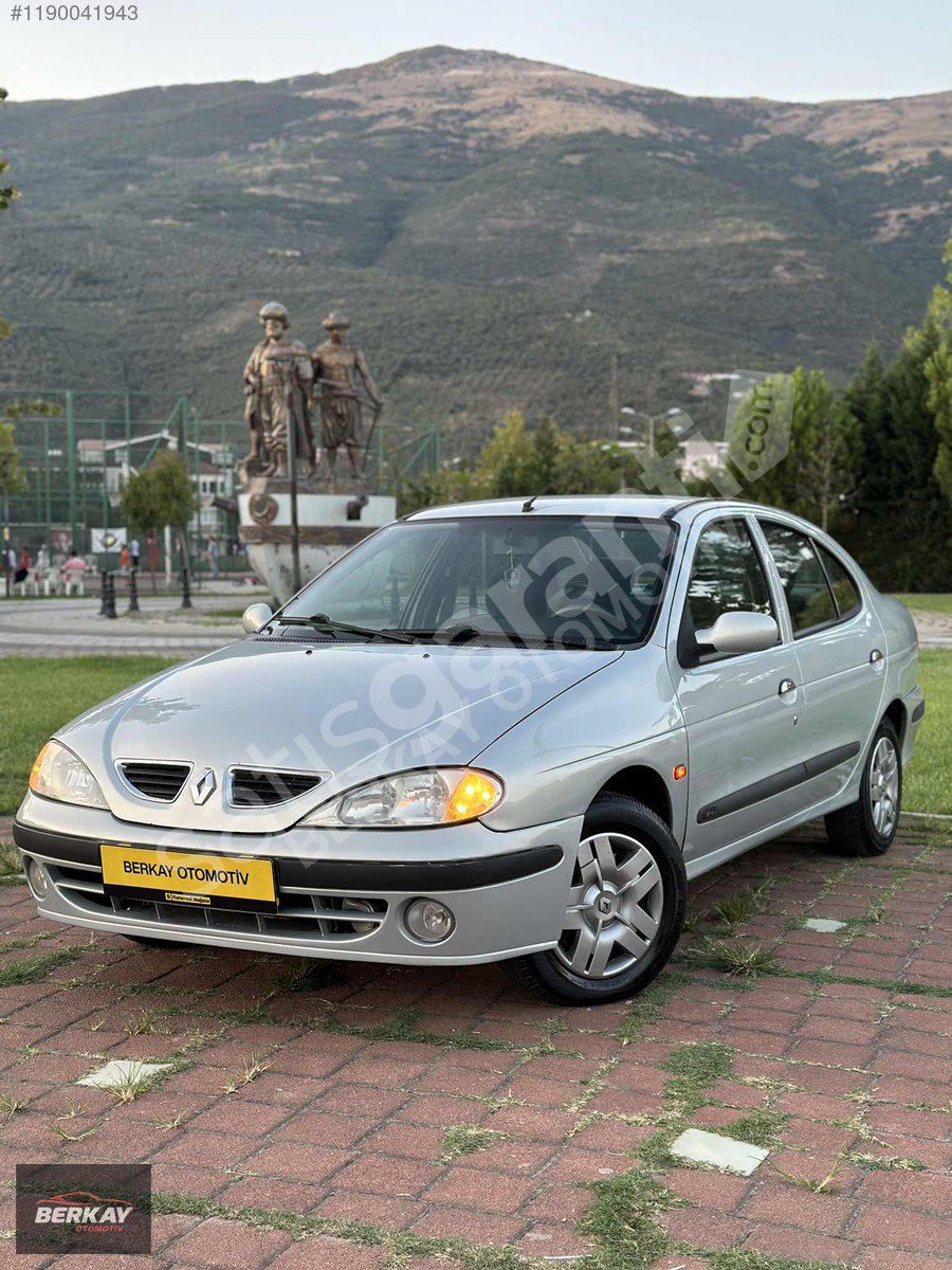 BERKAY OTOMOTİV RENAULT MEGANE 1.4 Authentique 16V KLİMALI