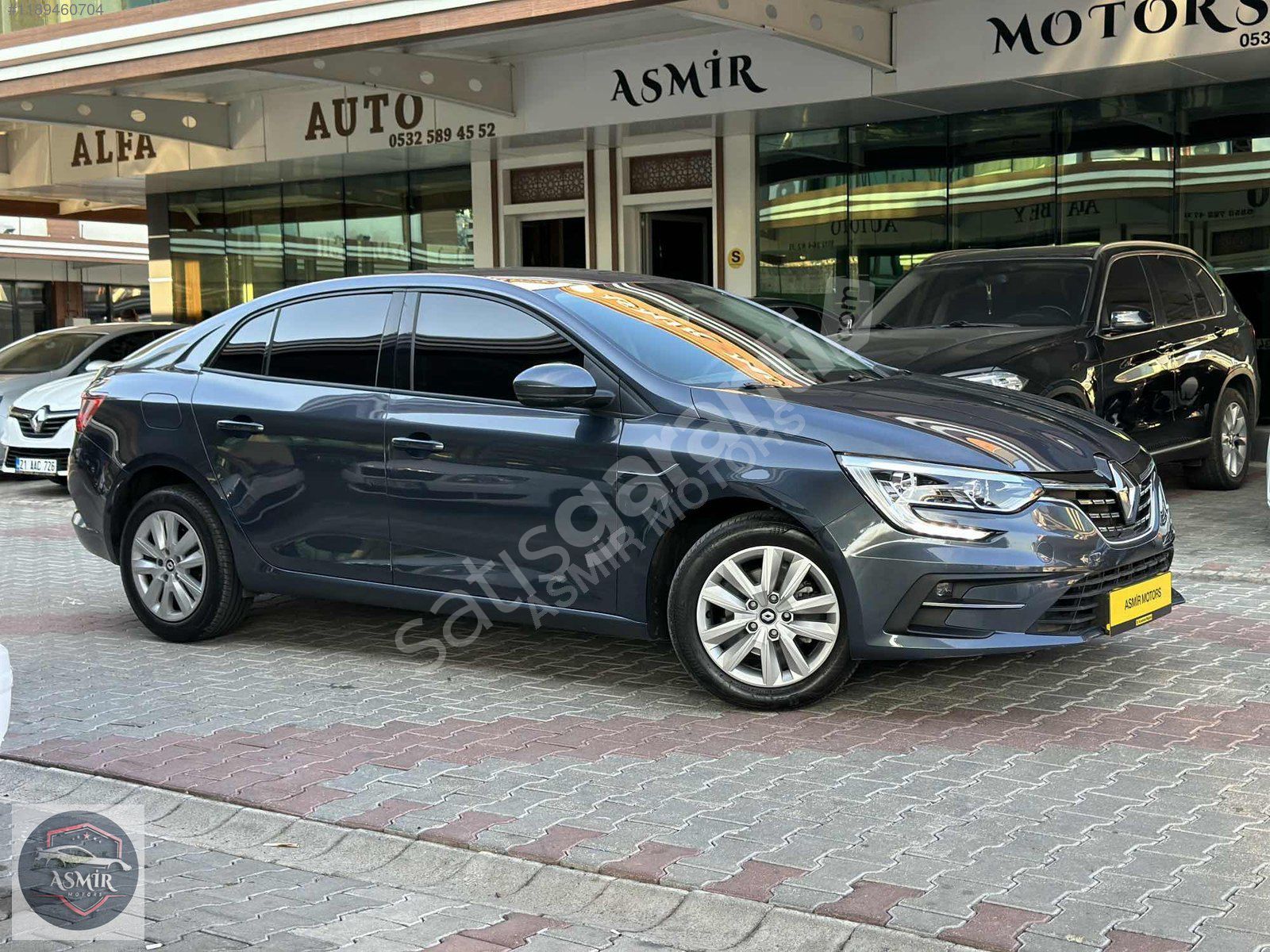 ASMİR MOTORSTAN HATASIZ BOYASIZ MEGANE 4