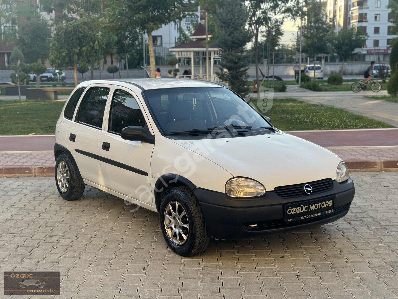ÖZGÜÇ OTOMOTİV'DEN TERTEMİZ BAKIMLI TAM OTOMATİK HASAR KAYITSIZ