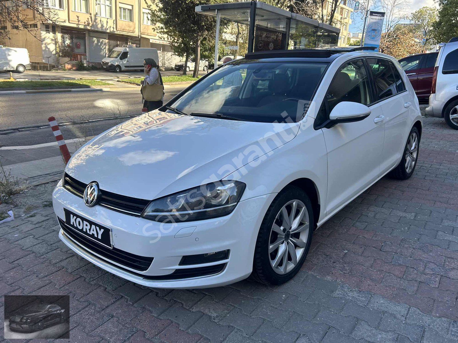 2016 GOLF 1.6 TDİ HİGHLİNE CAM TAVAN'LI DEĞİŞENSİZ HASARSIZ