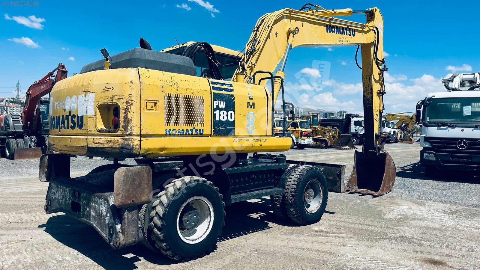 DUMANLAR***2007 KOMATSU PW 180 EKSKAVATÖR