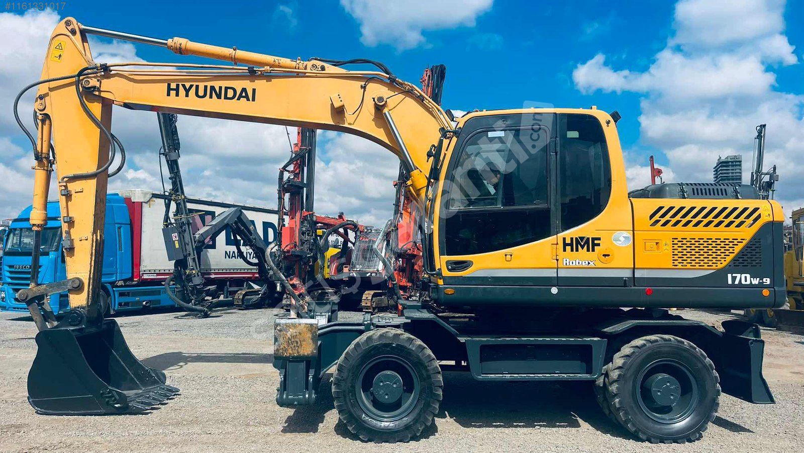 DUMANLAR***2012 HYUNDAİ 170 LASTİKLİ EKSKAVATÖR