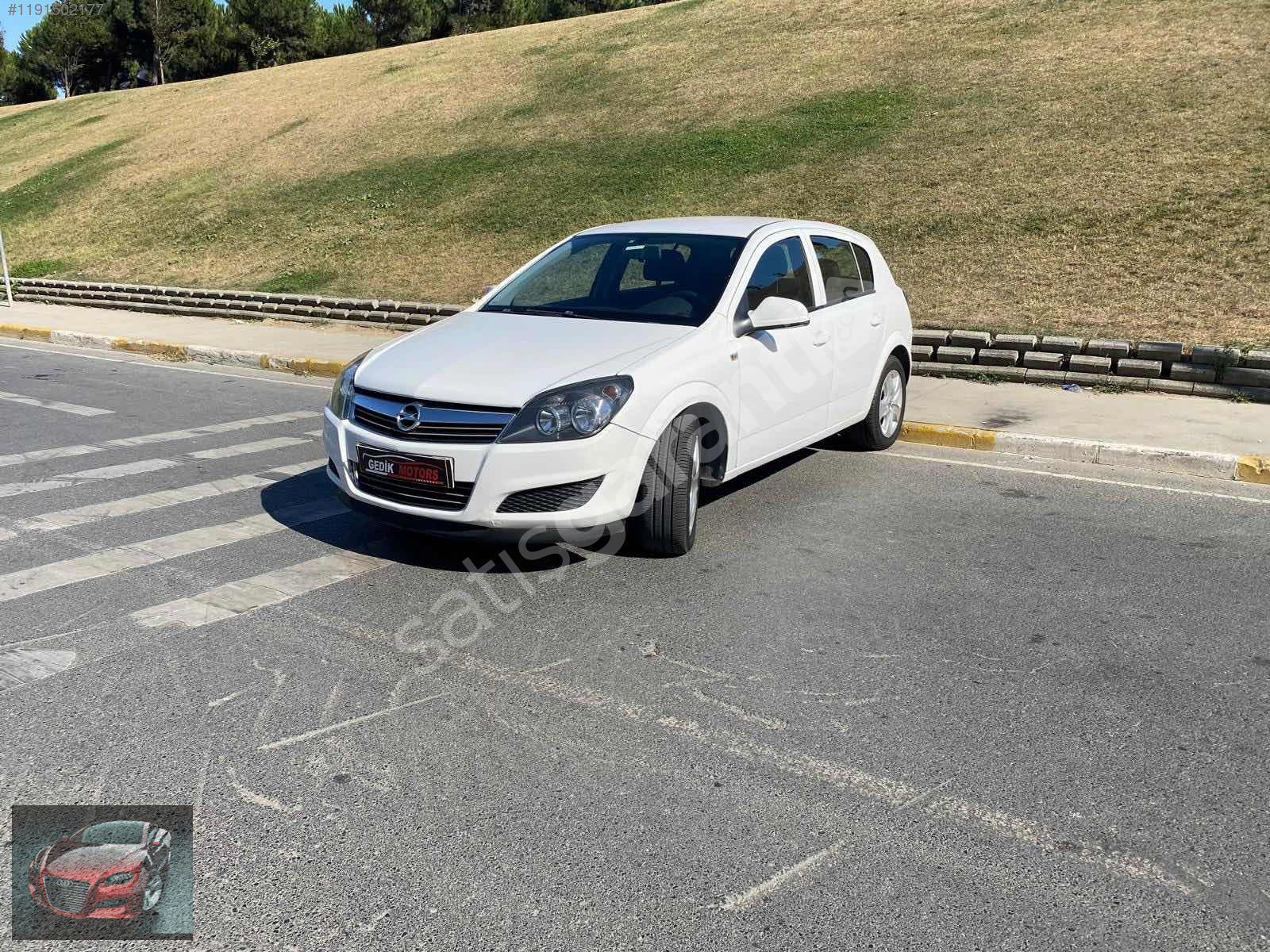 GEDİK MOTORS'TAN 2012,OPEL ASTRA-ESESENTIA KONF.1.6-16V BENZİNLİ