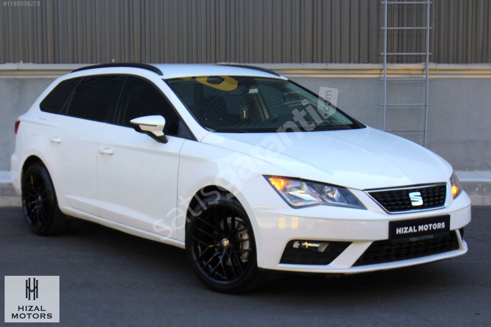 HIZAL MOTORS_2017 SEAT LEON 1.6 TDİ STATİON WAGON+HASAR KAYITSIZ
