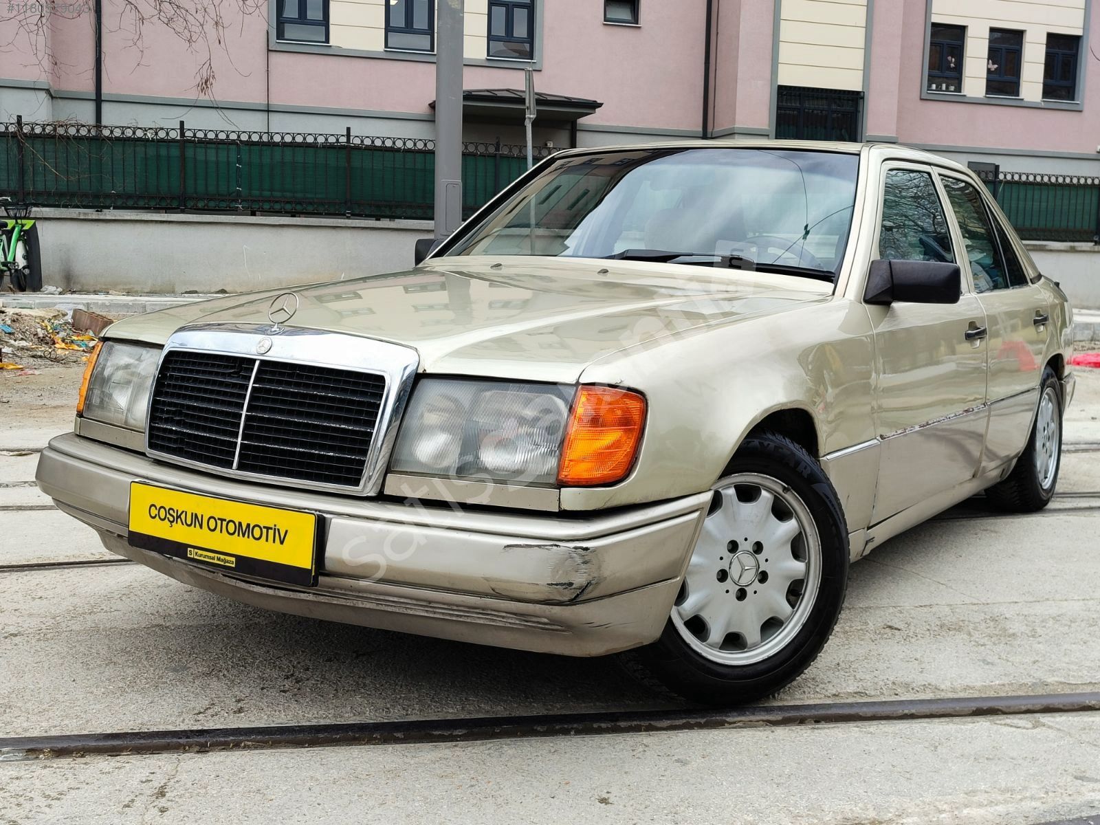 COŞKUN OTOMOTİVDEN MERCEDES 230E KASA DÜZGÜN BAKIMLI UYGUN FİYAT