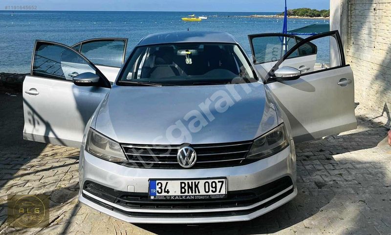 ALGCARS HATASIZ 2015 VW JETTA DÜŞÜK KM