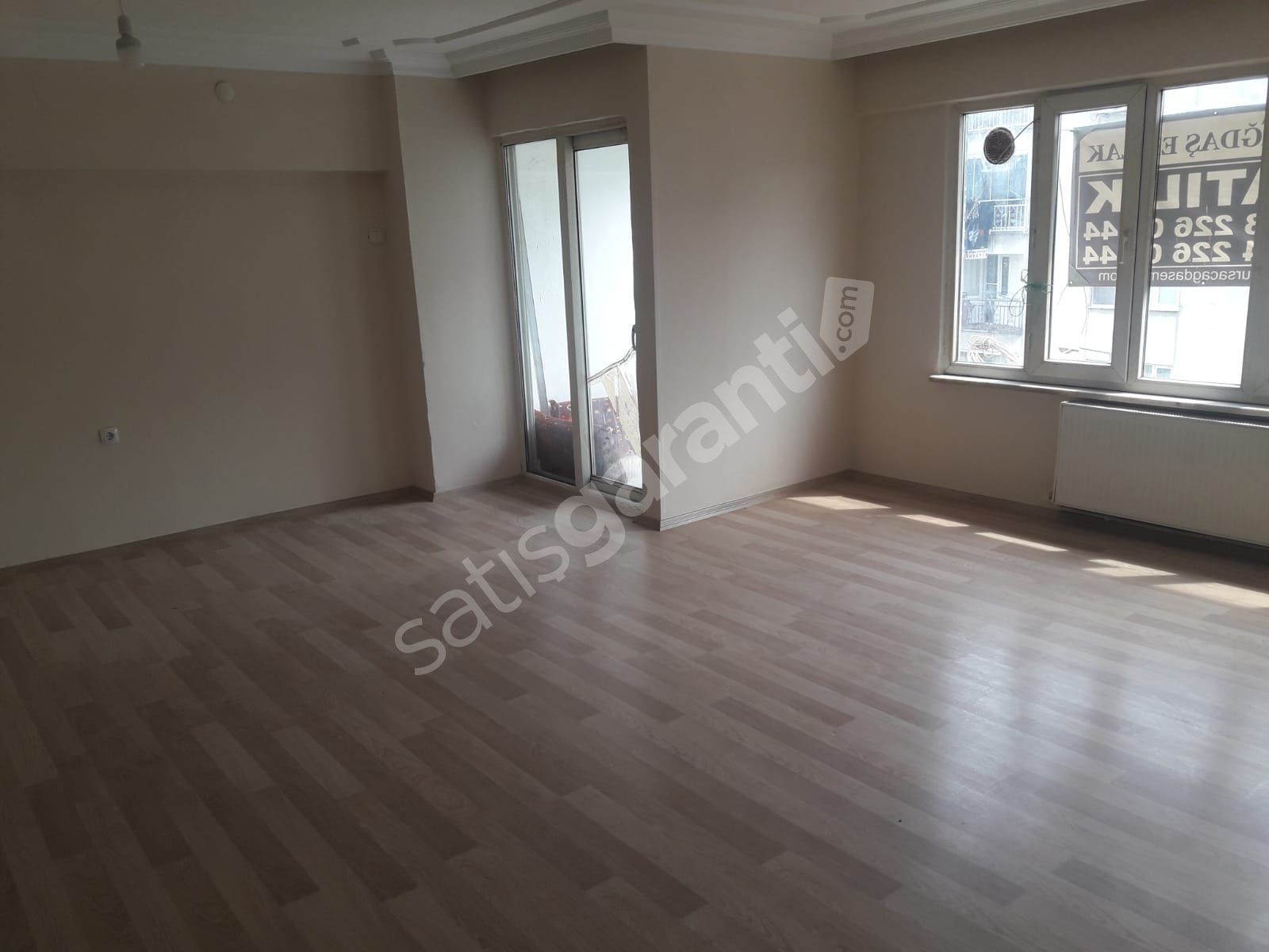 Bursa Osmangazi Kent meydanı Çırpan mhde satılık fırsat arakat 3+1 daire