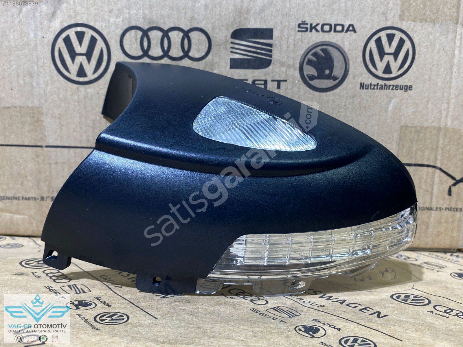 VW TİGUAN 2016-2018 SAĞ AYNA SİNYALİ 5N0949102C / ORİJİNAL SIFIR
