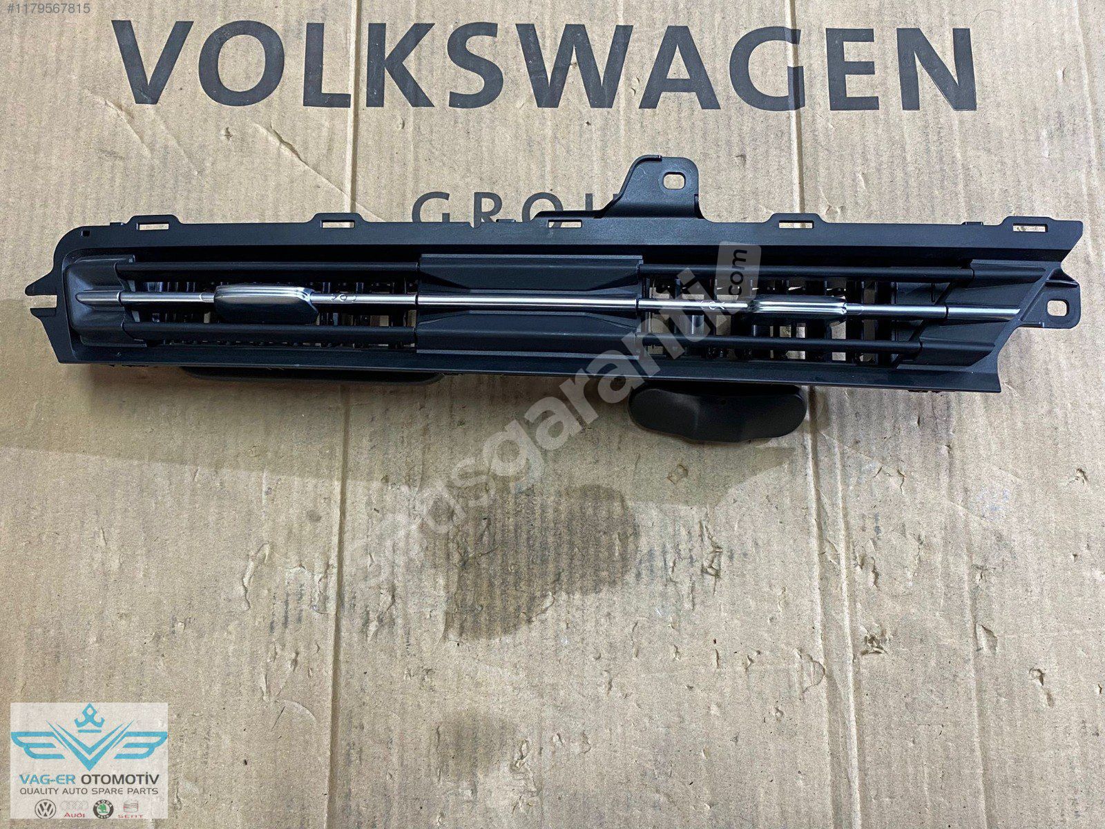AUDİ A3 2020-2025 ÖN ORTA KLİMA HAVALANDIRMA MAFSALI 8Y1820951A