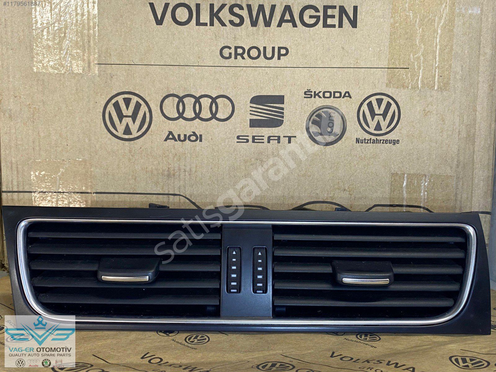 AUDİ A4 2013-2015 ORTA KALORİFER MAFSALI IZGARASI 8T1820951A