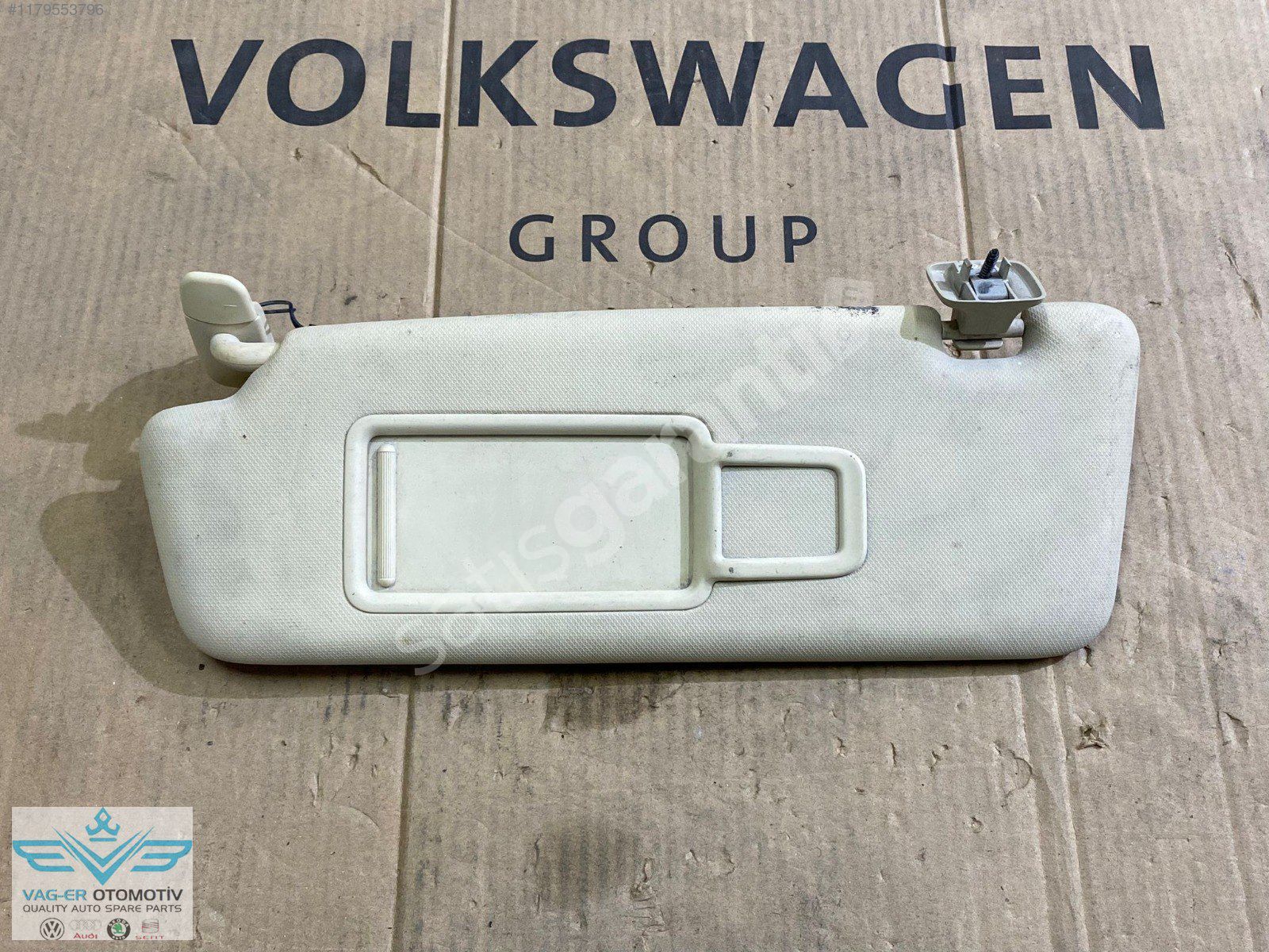AUDİ A1 2011-2014 ÖN SOL GÜNEŞLİK GUNESLIK KOMPLE BEJ 8K0857551