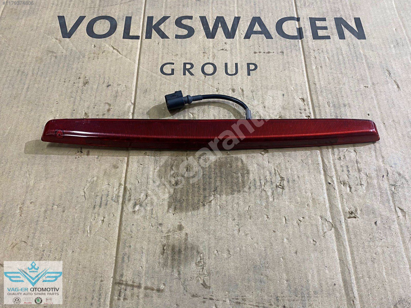 SKODA KAMİQ 2020-2025 ARKA EK FREN LAMBASI LAMBA 654945097
