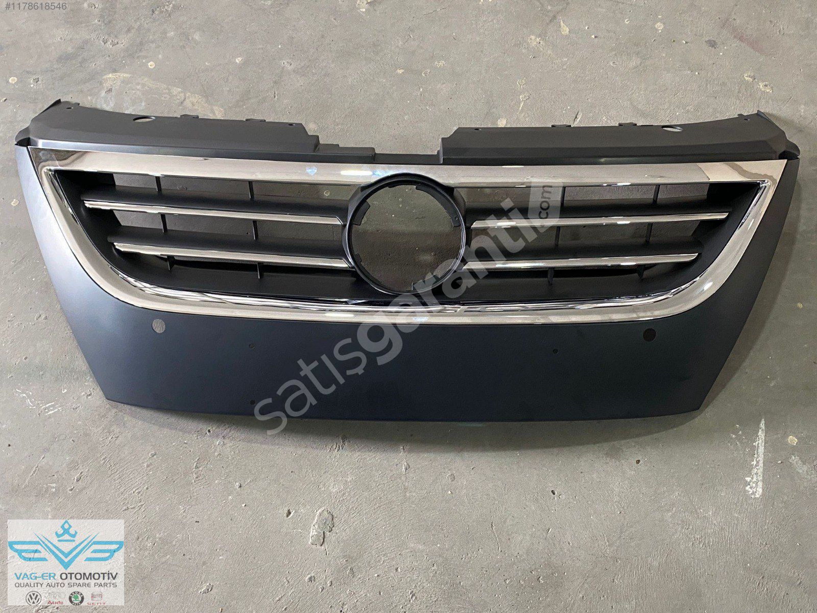 PASSAT CC 2009 MODEL ORTA ÖN PANJUR IZGARASI KOMPLE 3C8853651Q