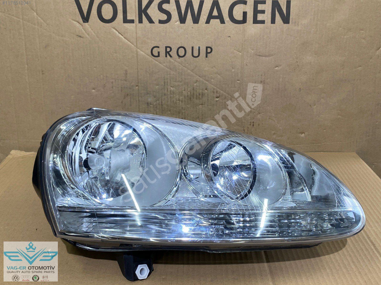 VOLKSWAGEN GOLF 5 2005 ÖN SAĞ FAR LAMBASI KOMPLE 1K6941006P