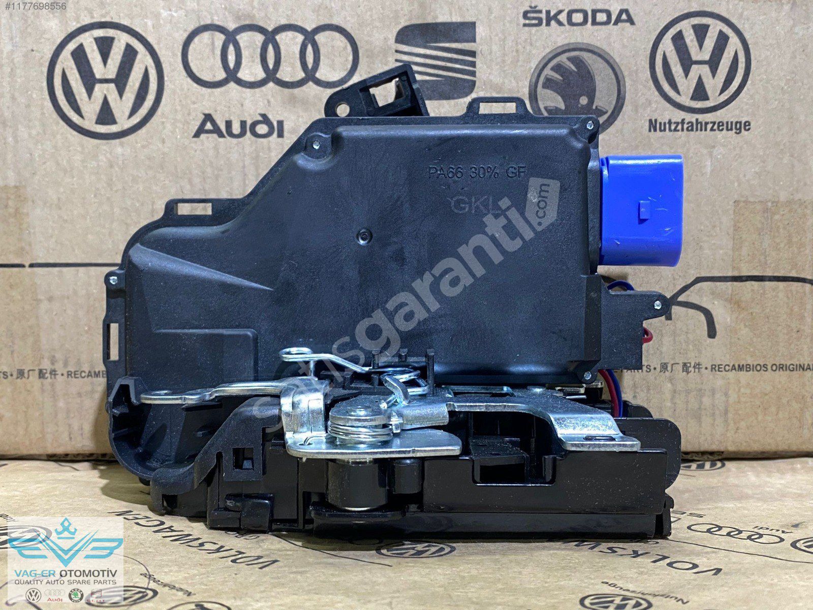 VW TOURAN 2011-2015 ÖN SAĞ KAPI KİLİTİ KİLİDİ MEKANİZMASI