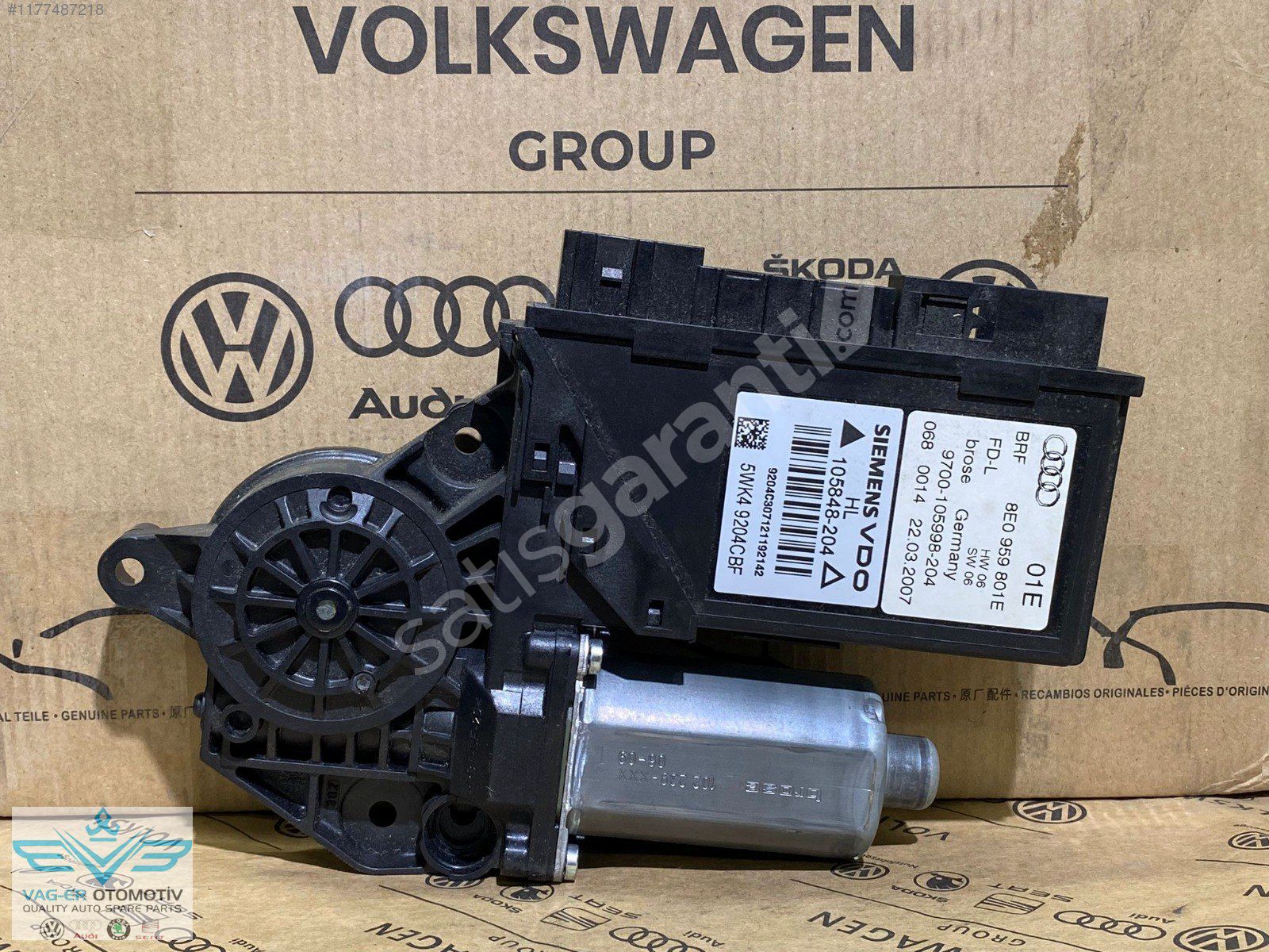 A4 2001-2008 ARKA SOL CAM KALDIRMA İNDİRME MOTORU 8E0959801A