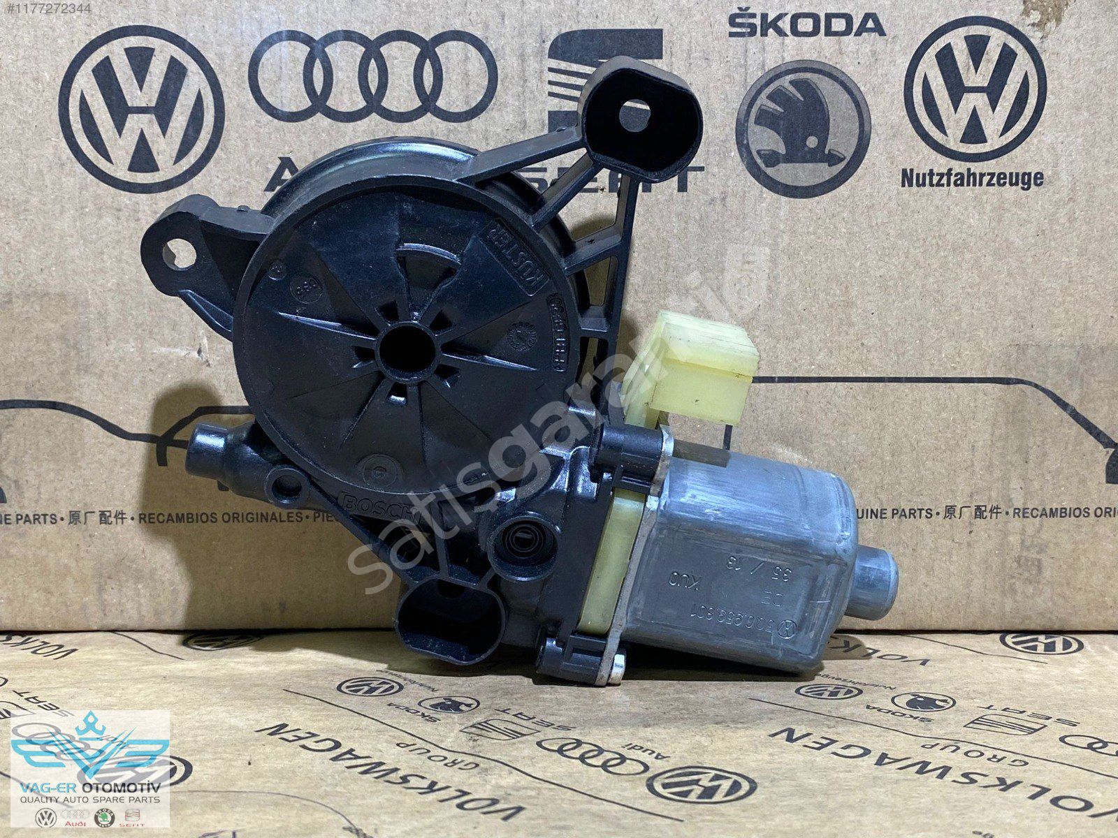 SUPERB 2015-2024 ARKA SOL CAM KALDIRMA İNDİRME MOTORU 5Q0959811A
