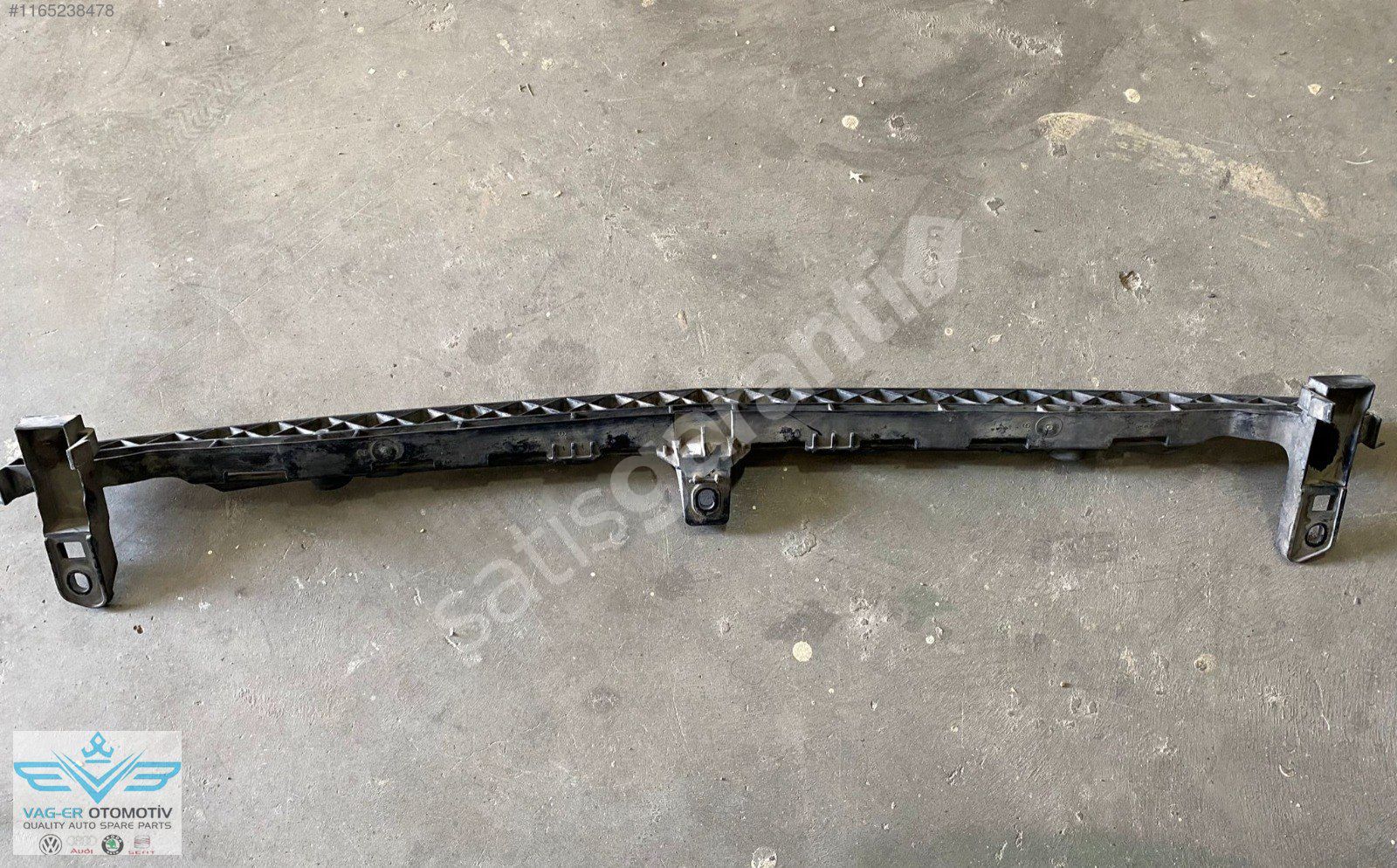 VW GOLF 7 2012-2016 ÖN PANEL TAMPON ORTA BRAKETİ 5G0805705H