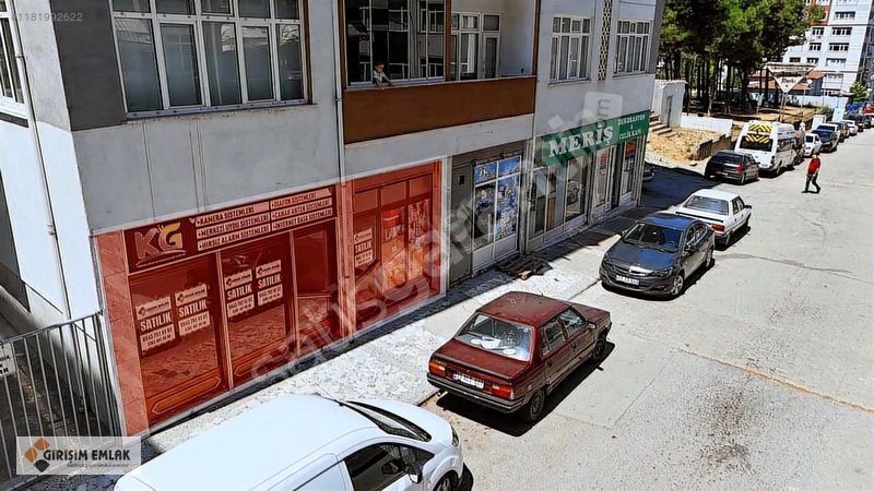 BULVARA ÇOK YAKIN HASTANELER BÖLGESİNDE SATILIK DÜKKAN