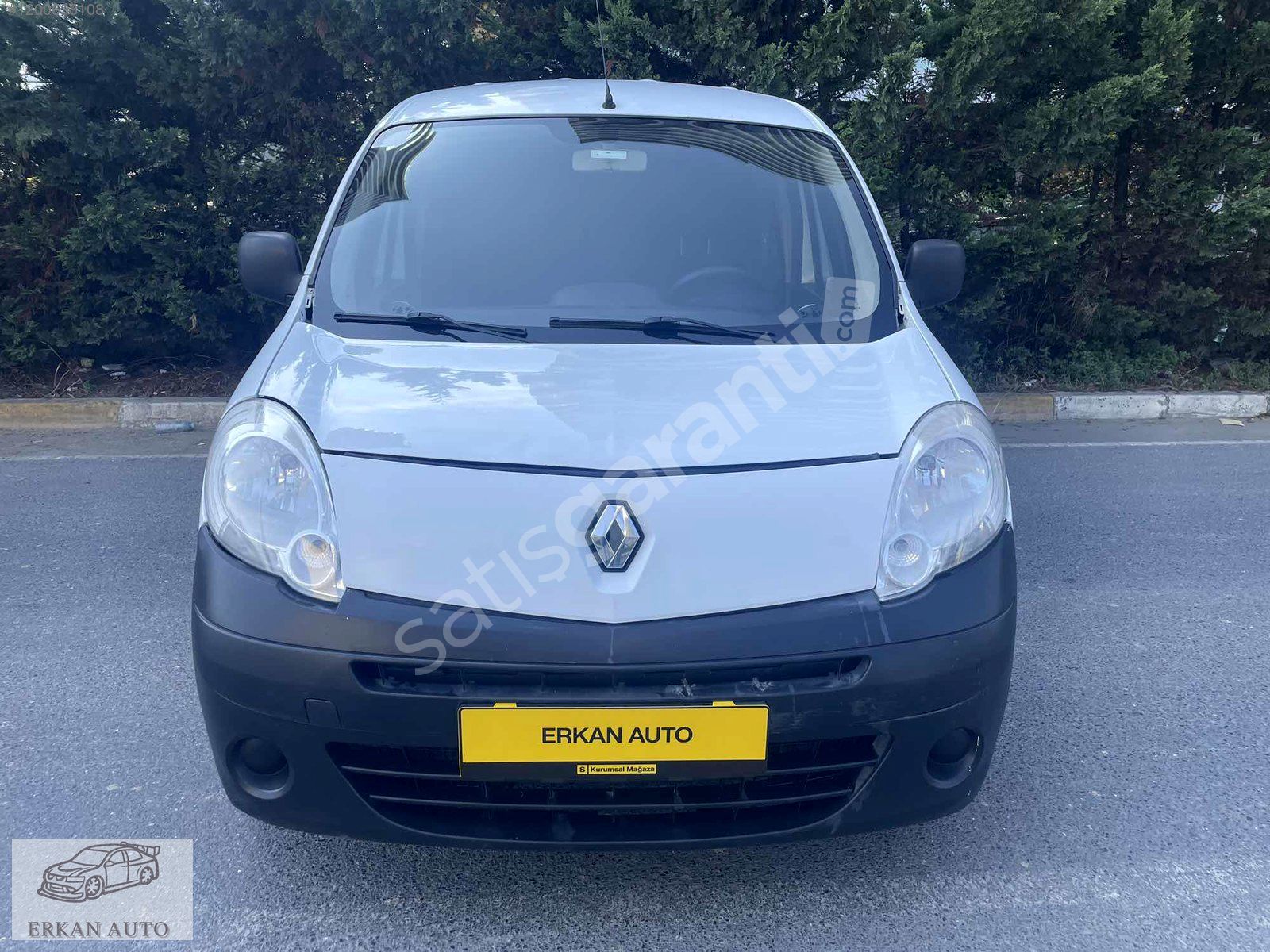 ERKAN AUTO'DAN 2011 RENAULT KANGO 1.5 DCİ MAXİ SORUNSUZ
