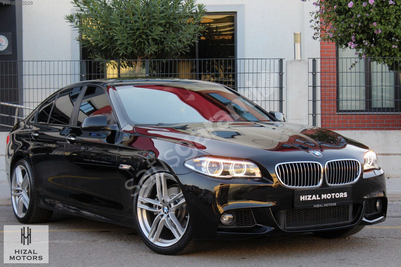HIZAL MOTORS_2012 BMW 5.25d xDRİVE + HAYALET + M50 FAR + NBT