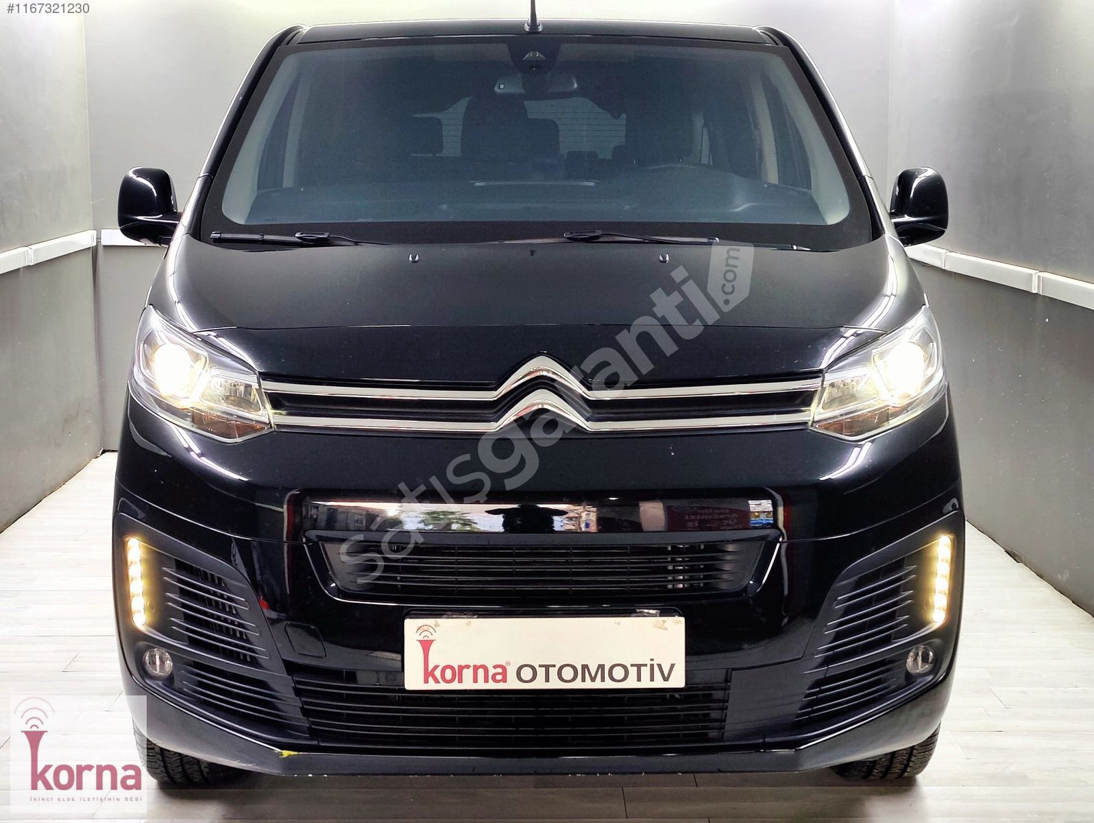 36 AY TAKSİTLE 2023 Jumpy 2.0 Space (8+1) (OTO) CAM TAVAN 180 HP