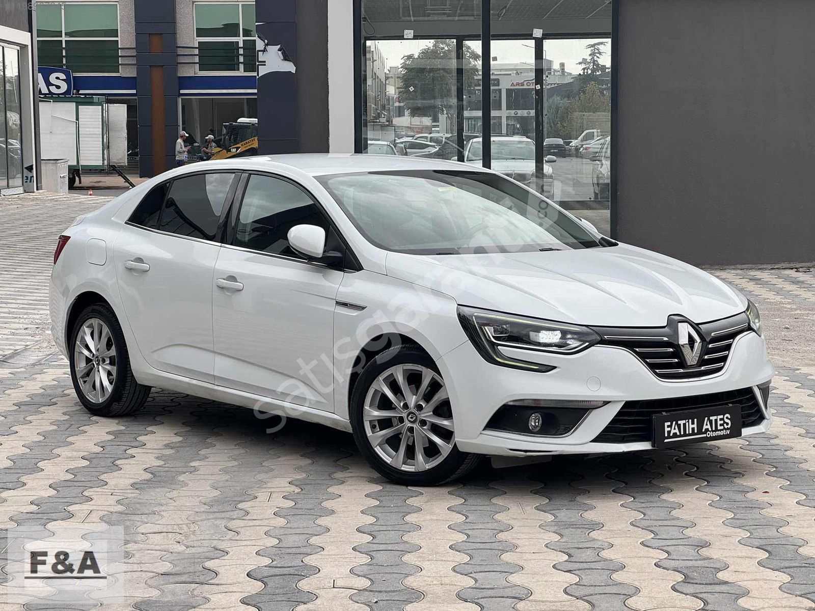 2017 Dizel Otomatik İcon Megane 4 Değişensiz 160.000 Km