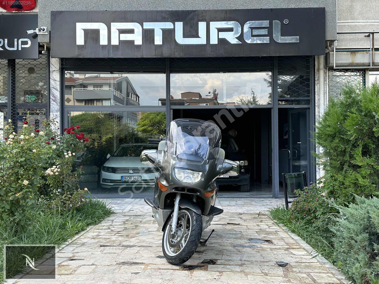NATUREL den MASRAFSIZ BMW K1200 LT