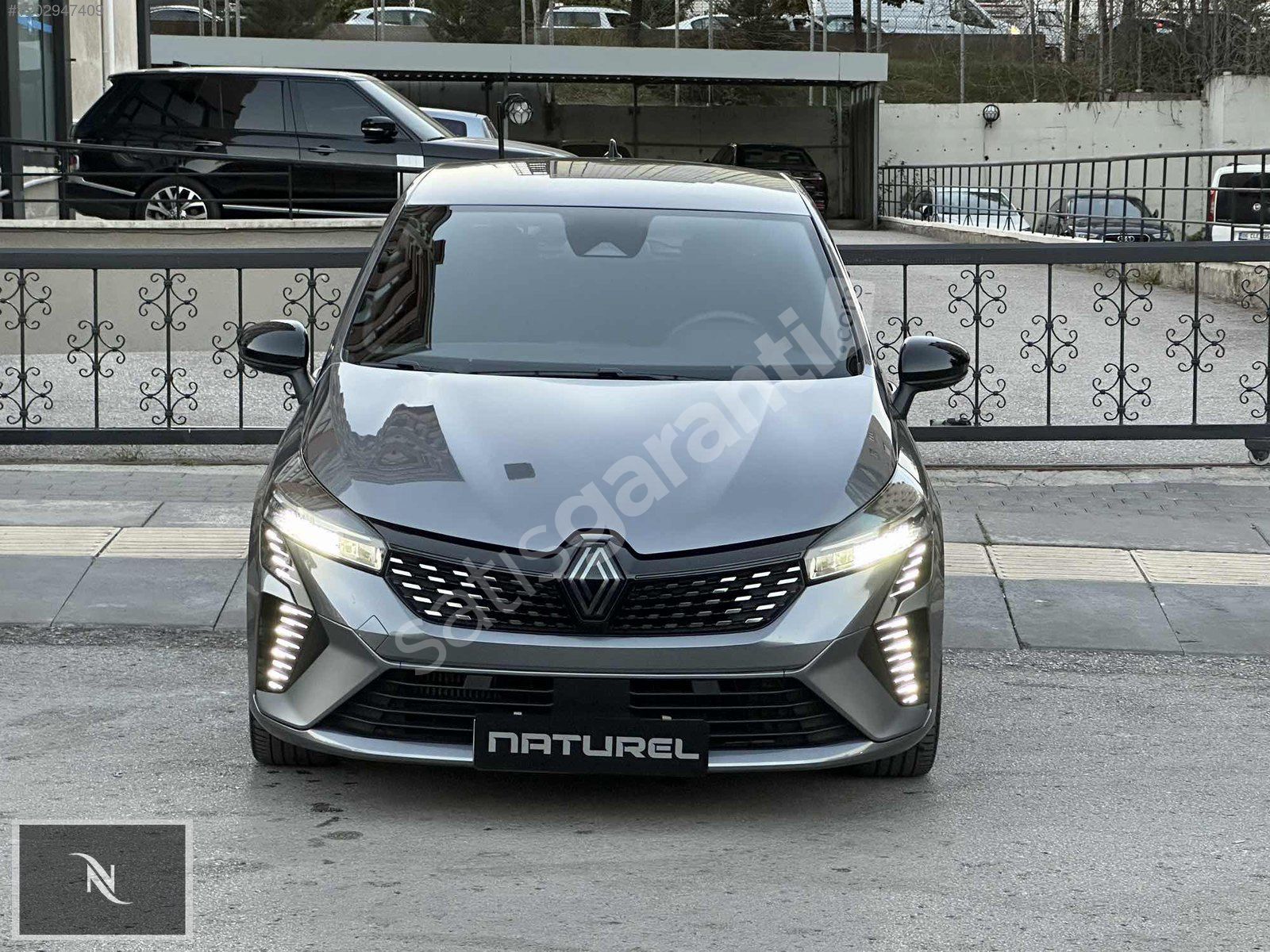 NATUREL den HATASIZ RENAULT CLİO 1.0 TCE TECHNO ESPRİT