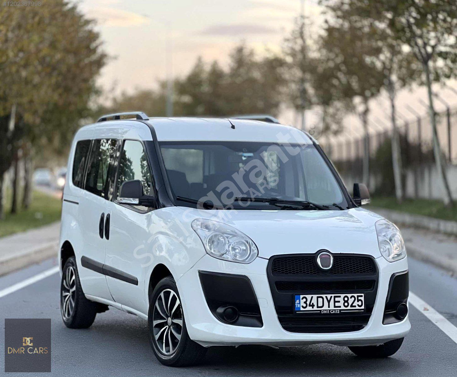 DMR CARS|2010 MODEL 1.3 M.JET SIFIR MOTOR KLİMALI ÇİFT SÜRGÜ